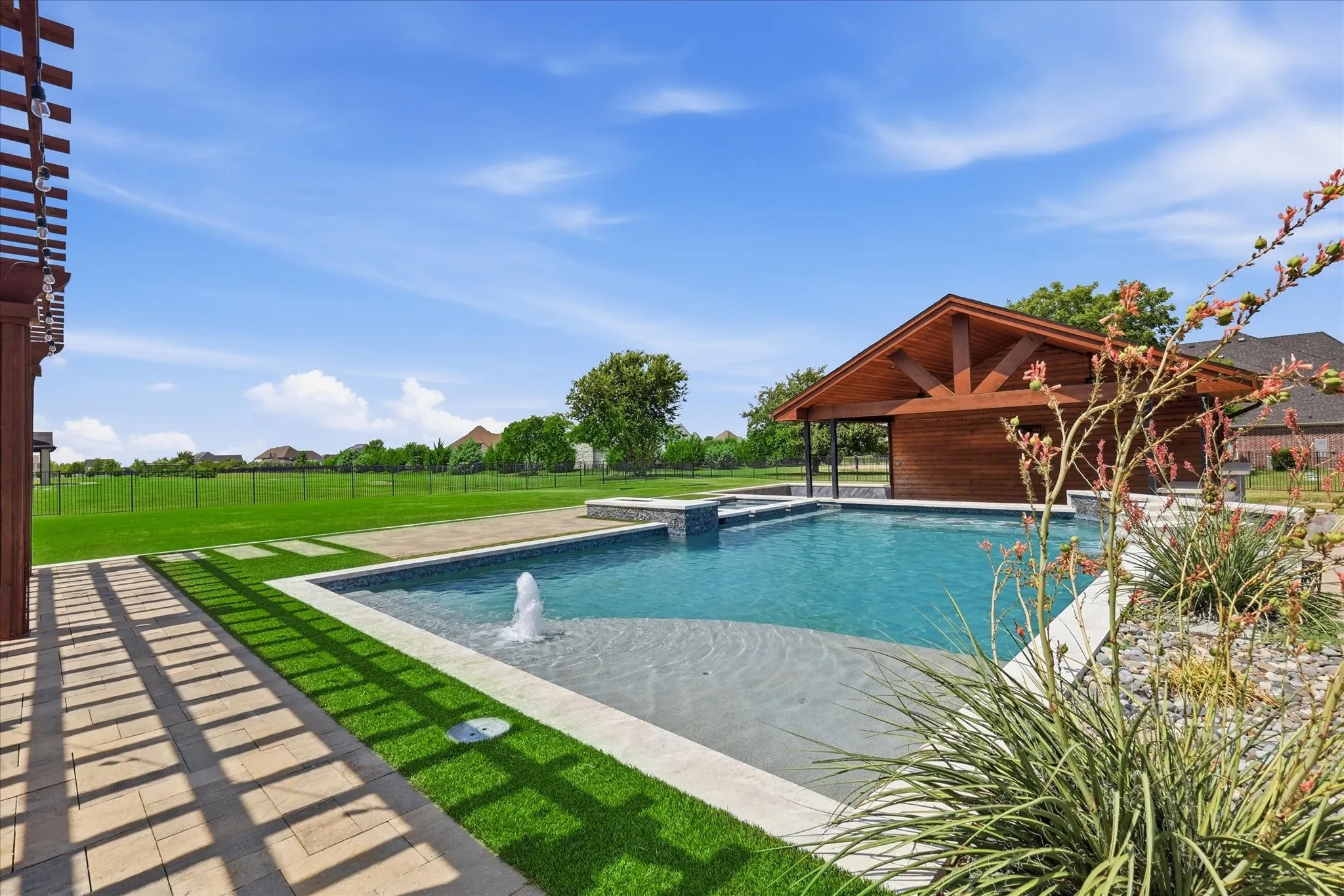 Single Family Residence For Sale in Collin County , 5409 Cheyenne Drive, Parker, Texas 75002, 5 Bedroom, 5 Bathroom, 3 Garage spaces, 4,310 Sqft, built in 2018, mls#21338357, Real Estate Agent in Parker, Homes For Sale in Collin county, Homes For Sale in Parker, Realtor in Parker Texas, Real Estate Brokerage Independent Realty Texas, Luminita Cordes Realtor