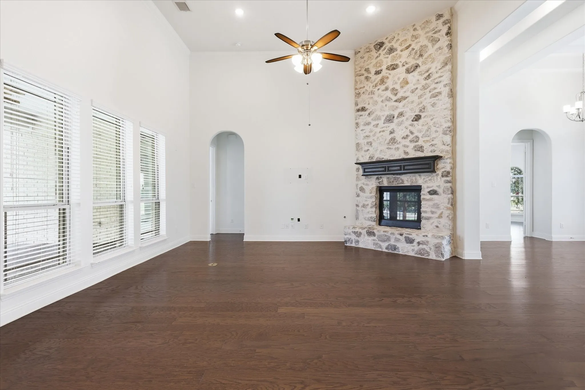 Single Family Residence For Sale in Collin County , 5409 Cheyenne Drive, Parker, Texas 75002, 5 Bedroom, 5 Bathroom, 3 Garage spaces, 4,310 Sqft, built in 2018, mls#21338357, Real Estate Agent in Parker, Homes For Sale in Collin county, Homes For Sale in Parker, Realtor in Parker Texas, Real Estate Brokerage Independent Realty Texas, Luminita Cordes Realtor