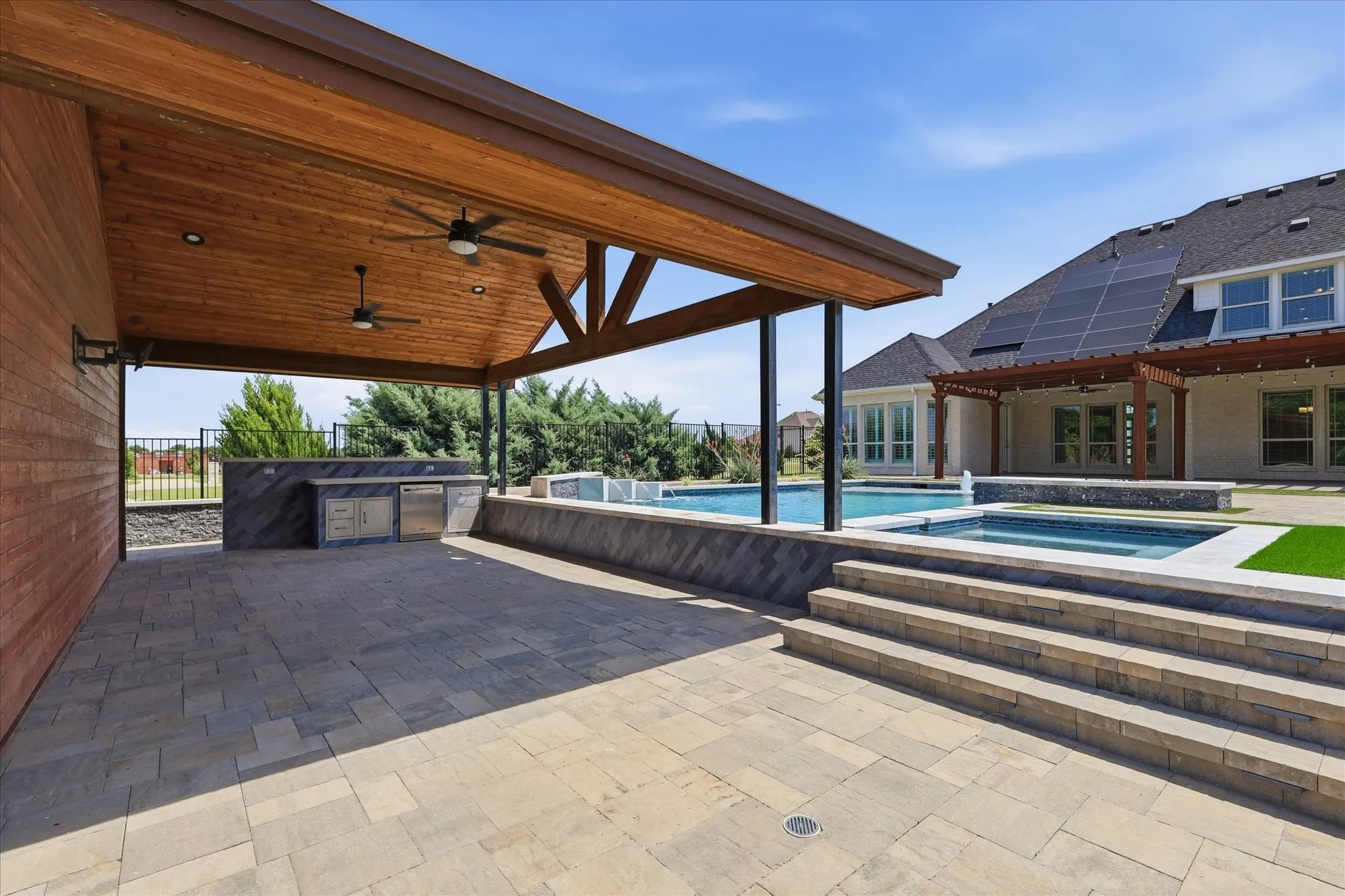 Single Family Residence For Sale in Collin County , 5409 Cheyenne Drive, Parker, Texas 75002, 5 Bedroom, 5 Bathroom, 3 Garage spaces, 4,310 Sqft, built in 2018, mls#21338357, Real Estate Agent in Parker, Homes For Sale in Collin county, Homes For Sale in Parker, Realtor in Parker Texas, Real Estate Brokerage Independent Realty Texas, Luminita Cordes Realtor