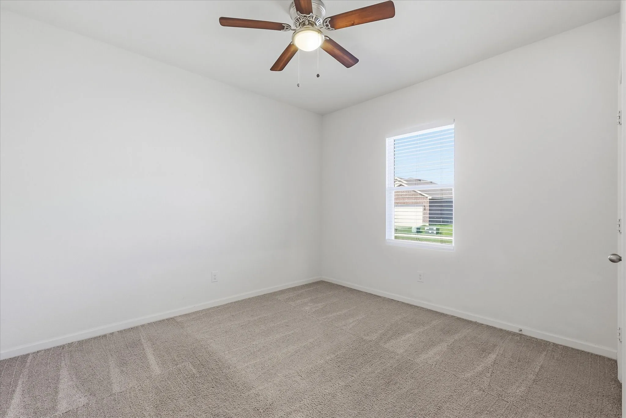 Single Family Residence For Sale in Tarrant County , 5345 Hull Court, Fort Worth, Texas 76179, 4 Bedroom, 2 Bathroom, 2 Garage spaces, 1,882 Sqft, built in 2020, mls#21344323, Real Estate Agent in Fort Worth, Homes For Sale in Tarrant county, Homes For Sale in Fort Worth, Realtor in Fort Worth Texas, Real Estate Brokerage Independent Realty Texas, Luminita Cordes Realtor