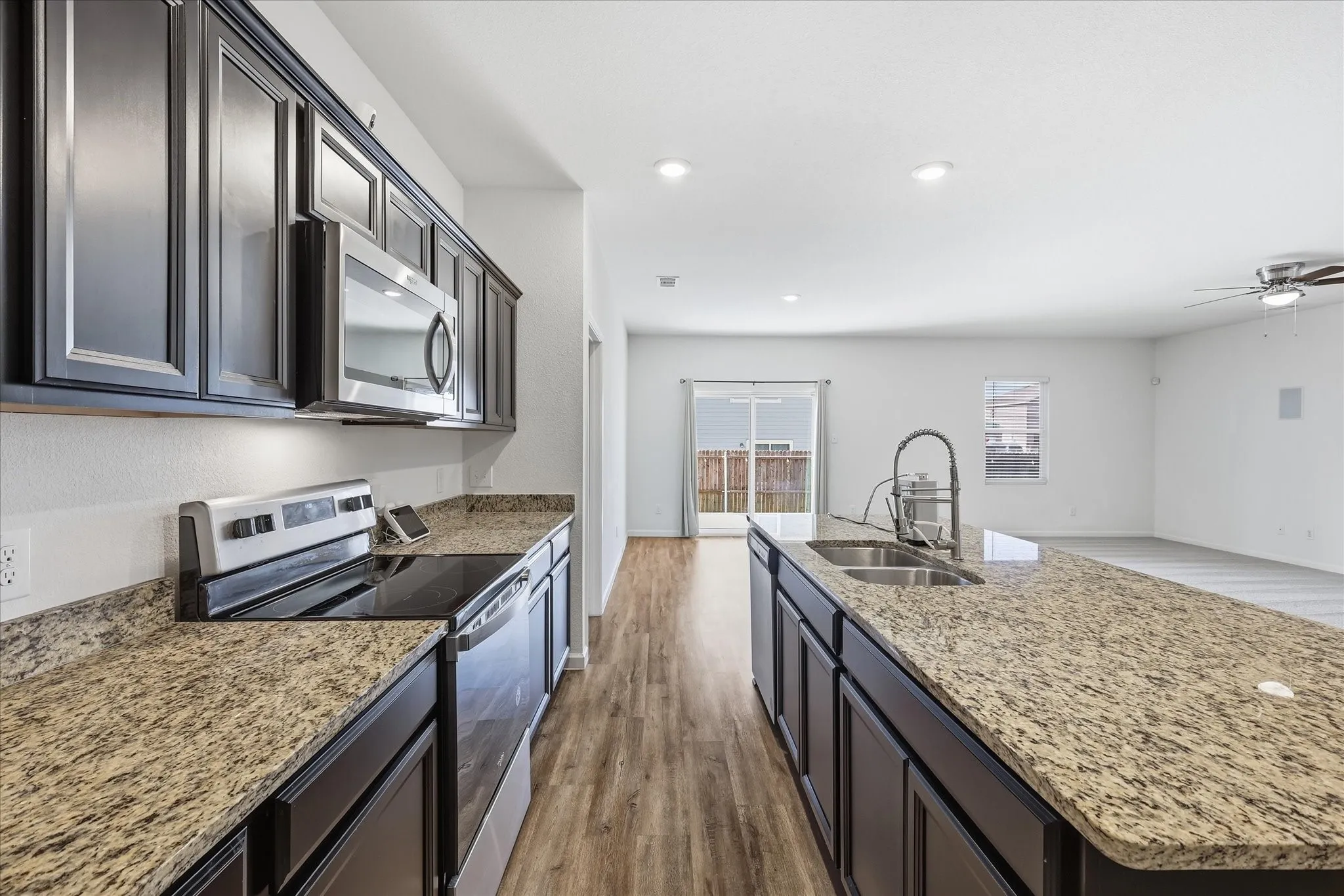 Single Family Residence For Sale in Tarrant County , 5345 Hull Court, Fort Worth, Texas 76179, 4 Bedroom, 2 Bathroom, 2 Garage spaces, 1,882 Sqft, built in 2020, mls#21344323, Real Estate Agent in Fort Worth, Homes For Sale in Tarrant county, Homes For Sale in Fort Worth, Realtor in Fort Worth Texas, Real Estate Brokerage Independent Realty Texas, Luminita Cordes Realtor