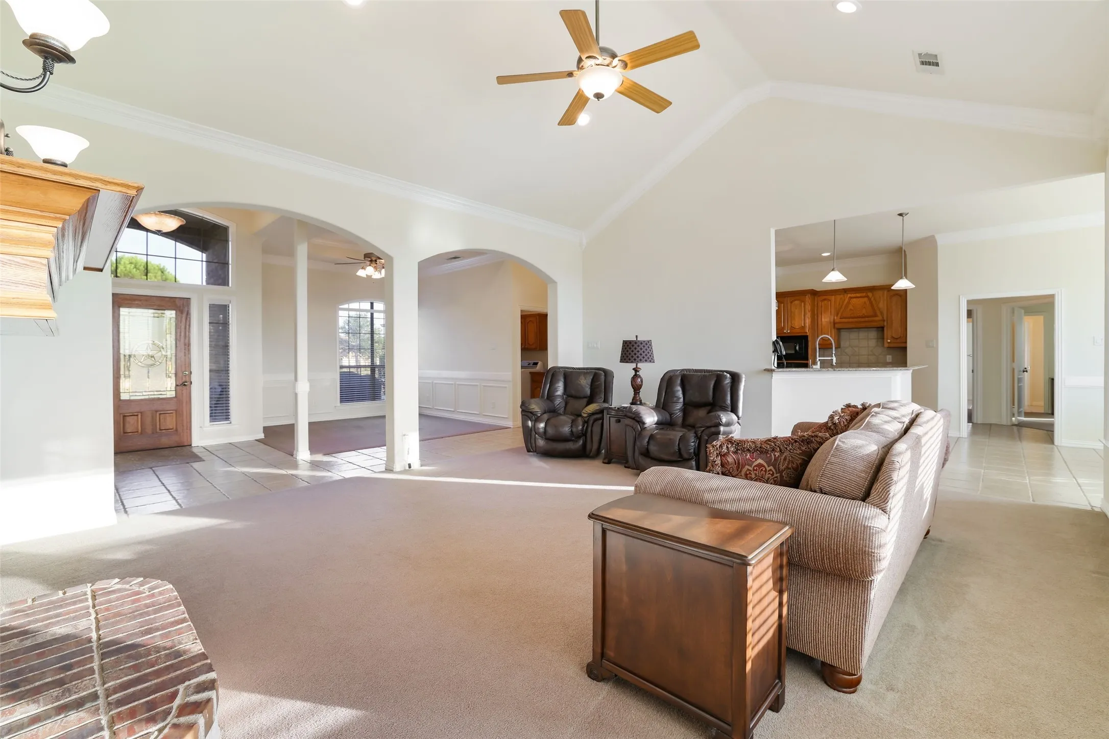 Single Family Residence For Sale in Rockwall County , 760 Hidden Pass, Royse City, Texas 75189, 4 Bedroom, 3 Bathroom, 3 Garage spaces, 2,534 Sqft, built in 2003, mls#21347445, Real Estate Agent in Royse City, Homes For Sale in Rockwall county, Homes For Sale in Royse City, Realtor in Royse City Texas, Real Estate Brokerage Independent Realty Texas, Luminita Cordes Realtor