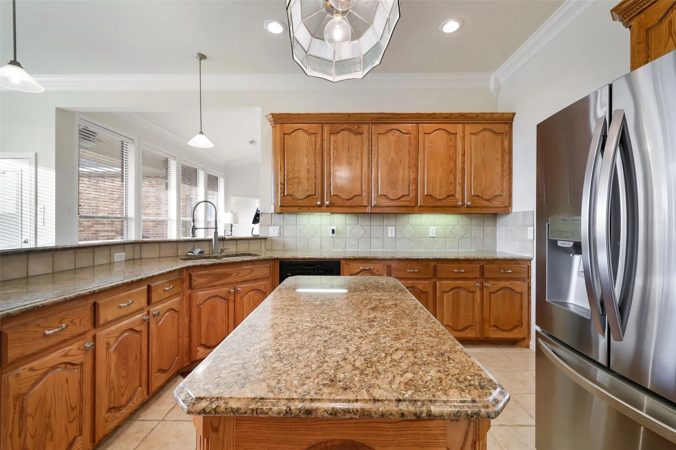 Single Family Residence For Sale in Rockwall County , 760 Hidden Pass, Royse City, Texas 75189, 4 Bedroom, 3 Bathroom, 3 Garage spaces, 2,534 Sqft, built in 2003, mls#21347445, Real Estate Agent in Royse City, Homes For Sale in Rockwall county, Homes For Sale in Royse City, Realtor in Royse City Texas, Real Estate Brokerage Independent Realty Texas, Luminita Cordes Realtor