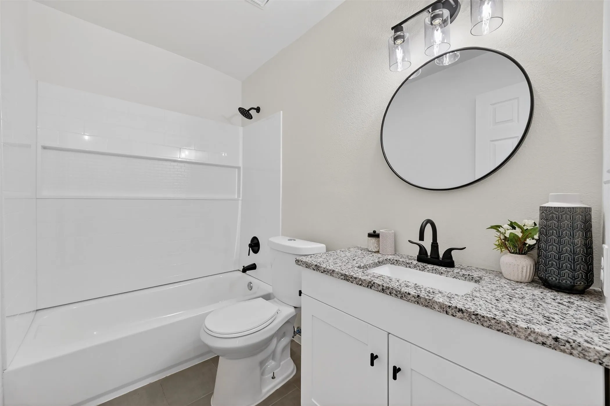 Single Family Residence For Sale in Tarrant County , 3500 Baylor Street, Fort Worth, Texas 76119, 3 Bedroom, 1 Bathroom, Garage spaces, 1,176 Sqft, built in 1950, mls#21346974, Real Estate Agent in Fort Worth, Homes For Sale in Tarrant county, Homes For Sale in Fort Worth, Realtor in Fort Worth Texas, Real Estate Brokerage Independent Realty Texas, Luminita Cordes Realtor