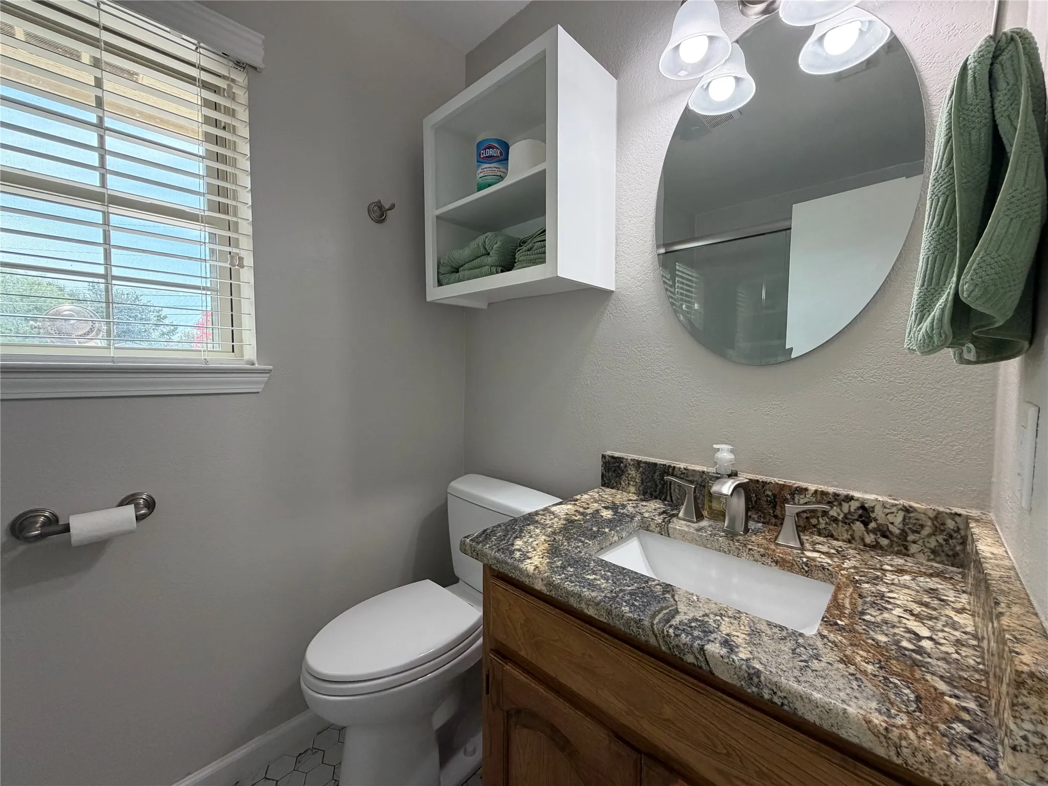 Single Family Residence For Sale in Brown County , 3 Brownstone Court, Brownwood, Texas 76801, 4 Bedroom, 3 Bathroom, 2 Garage spaces, 2,465 Sqft, built in 1986, mls#21347468, Real Estate Agent in Brownwood, Homes For Sale in Brown county, Homes For Sale in Brownwood, Realtor in Brownwood Texas, Real Estate Brokerage Independent Realty Texas, Luminita Cordes Realtor