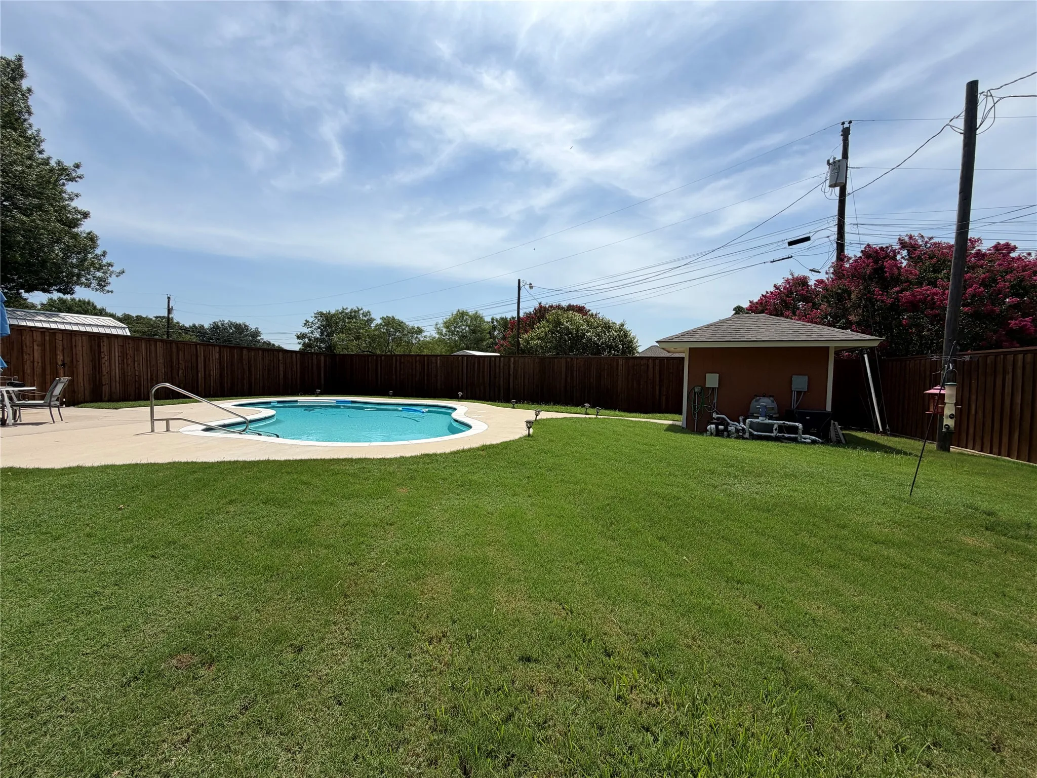 Single Family Residence For Sale in Brown County , 3 Brownstone Court, Brownwood, Texas 76801, 4 Bedroom, 3 Bathroom, 2 Garage spaces, 2,465 Sqft, built in 1986, mls#21347468, Real Estate Agent in Brownwood, Homes For Sale in Brown county, Homes For Sale in Brownwood, Realtor in Brownwood Texas, Real Estate Brokerage Independent Realty Texas, Luminita Cordes Realtor