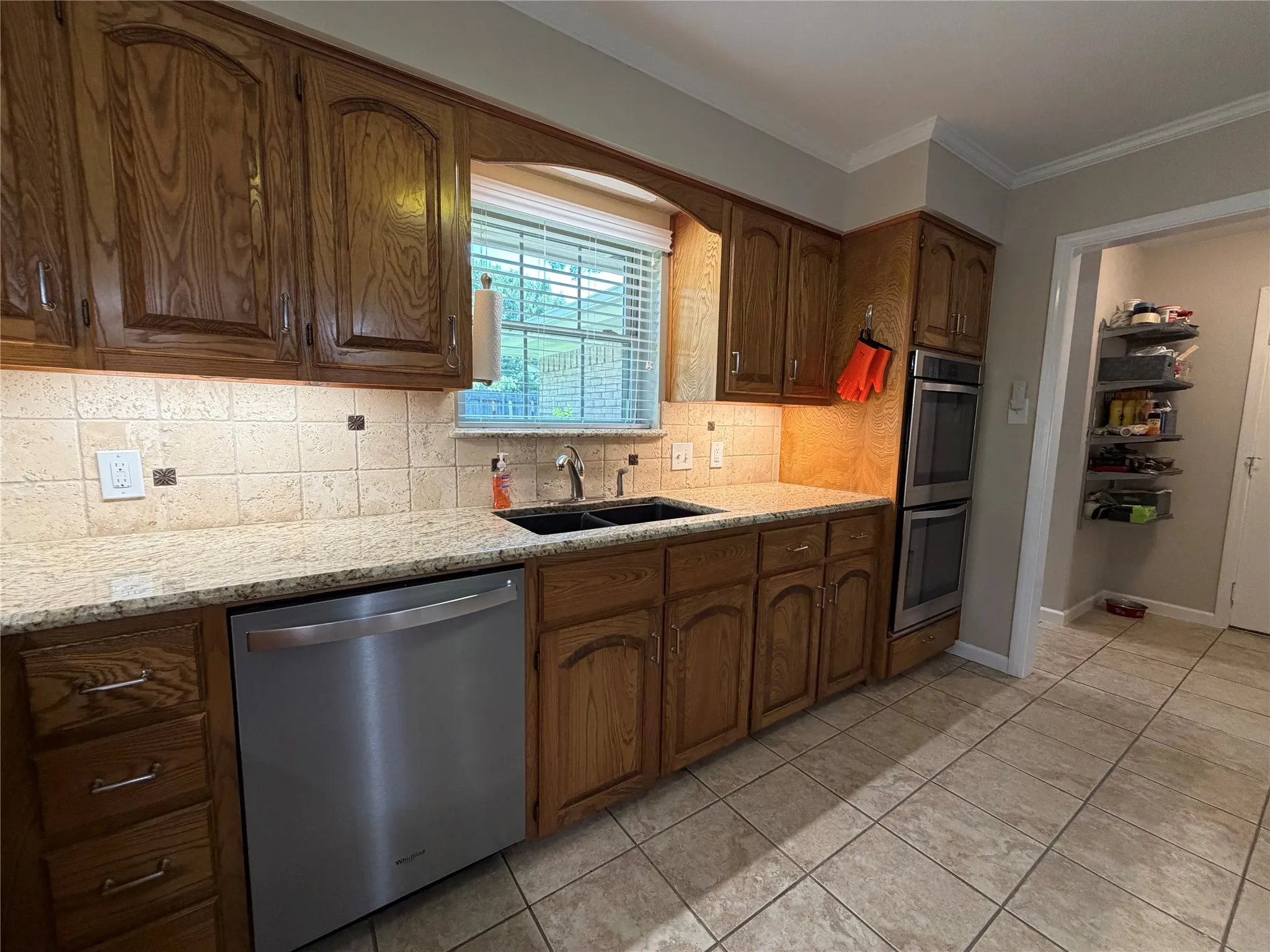 Single Family Residence For Sale in Brown County , 3 Brownstone Court, Brownwood, Texas 76801, 4 Bedroom, 3 Bathroom, 2 Garage spaces, 2,465 Sqft, built in 1986, mls#21347468, Real Estate Agent in Brownwood, Homes For Sale in Brown county, Homes For Sale in Brownwood, Realtor in Brownwood Texas, Real Estate Brokerage Independent Realty Texas, Luminita Cordes Realtor