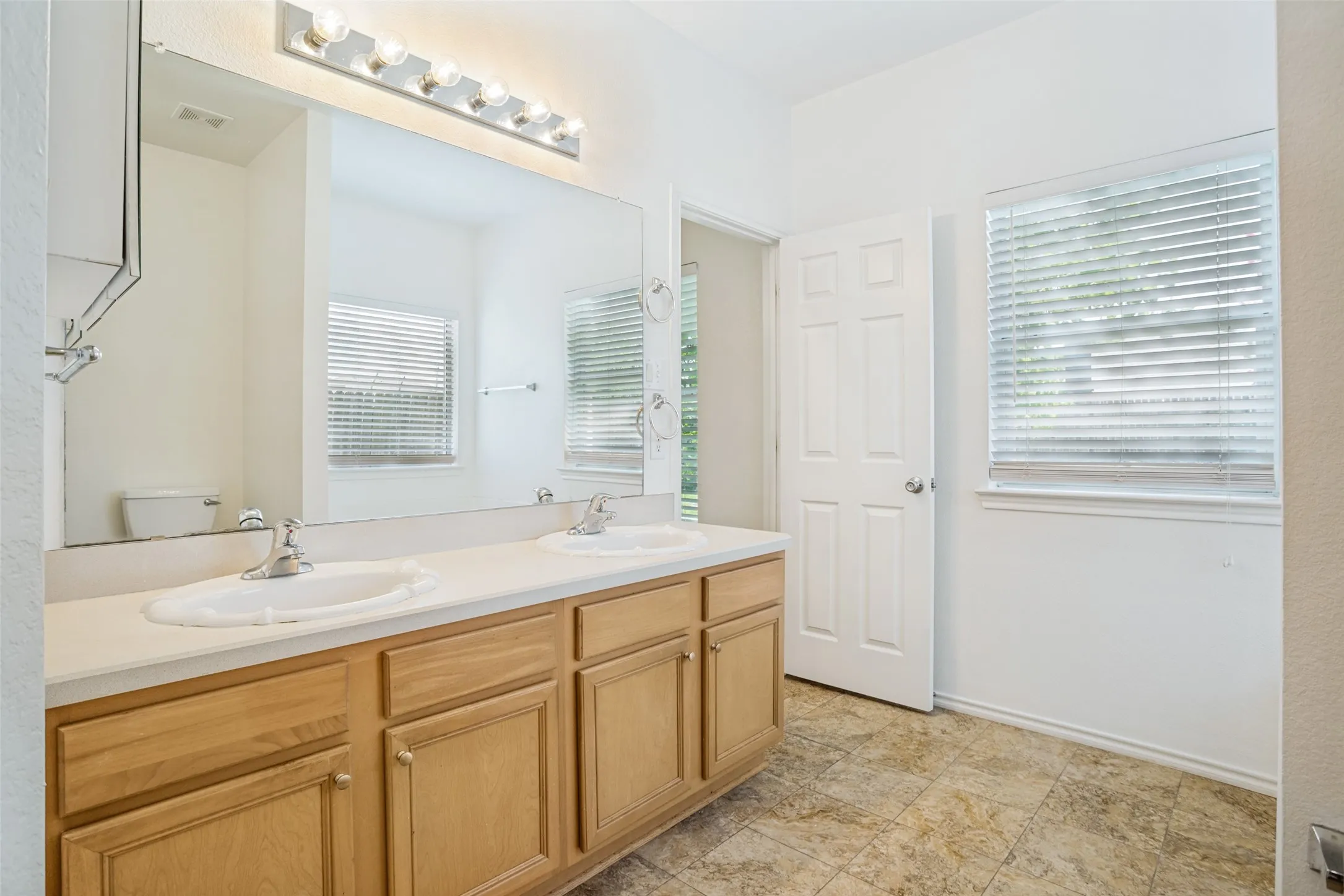 Single Family Residence For Sale in Collin County , 1703 White Mountain Way, Princeton, Texas 75407, 4 Bedroom, 2 Bathroom, 2 Garage spaces, 1,955 Sqft, built in 2006, mls#21347470, Real Estate Agent in Princeton, Homes For Sale in Collin county, Homes For Sale in Princeton, Realtor in Princeton Texas, Real Estate Brokerage Independent Realty Texas, Luminita Cordes Realtor