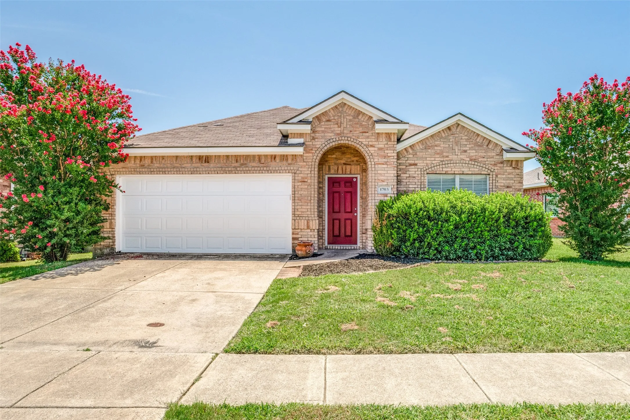 Single Family Residence For Sale in Collin County , 1703 White Mountain Way, Princeton, Texas 75407, 4 Bedroom, 2 Bathroom, 2 Garage spaces, 1,955 Sqft, built in 2006, mls#21347470, Real Estate Agent in Princeton, Homes For Sale in Collin county, Homes For Sale in Princeton, Realtor in Princeton Texas, Real Estate Brokerage Independent Realty Texas, Luminita Cordes Realtor