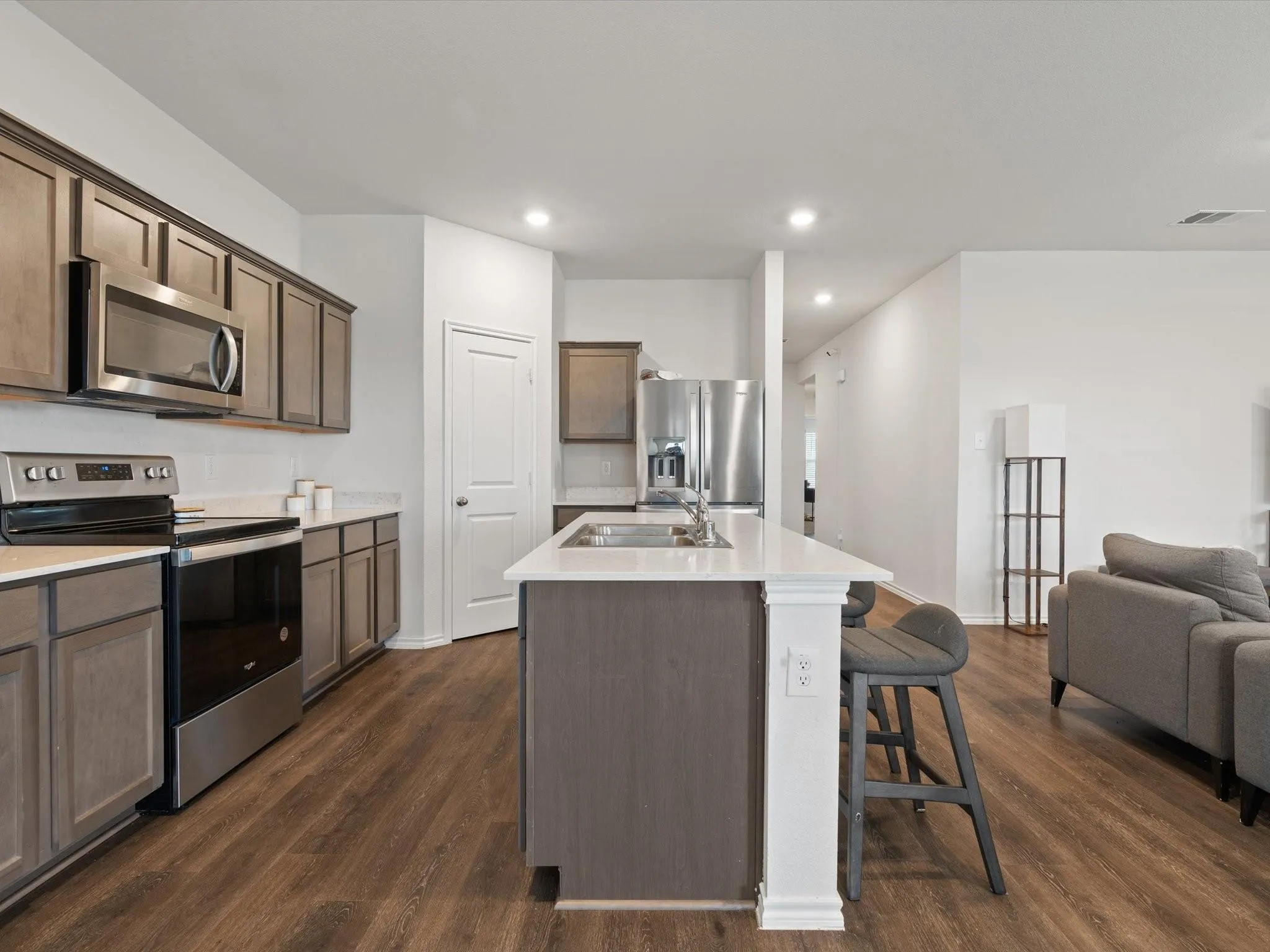 Single Family Residence For Sale in Hunt County , 808 Watermill Road, Royse City, Texas 75189, 4 Bedrooms, 2 Bathrooms, 2 Garage spaces, 1,801 Sqft, built in 2021, Price $270,000, mls#21347475, Real Estate Agent in Royse City, Homes For Sale in Hunt county, Homes For Sale in Royse City, Realtor in Royse City Texas, Real Estate Brokerage Independent Realty Texas, Luminita Cordes Realtor
