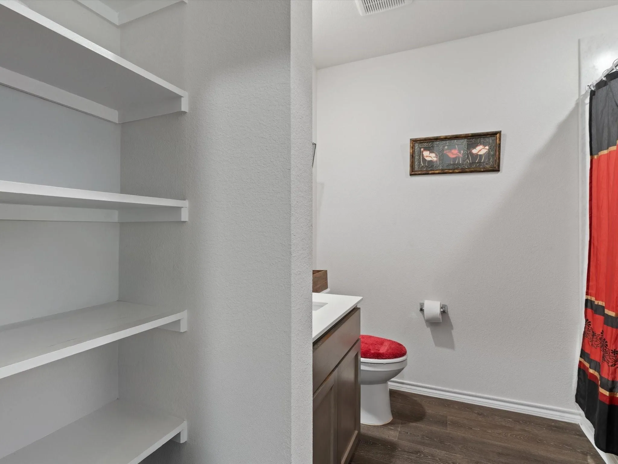 Single Family Residence For Sale in Hunt County , 808 Watermill Road, Royse City, Texas 75189, 4 Bedrooms, 2 Bathrooms, 2 Garage spaces, 1,801 Sqft, built in 2021, Price $270,000, mls#21347475, Real Estate Agent in Royse City, Homes For Sale in Hunt county, Homes For Sale in Royse City, Realtor in Royse City Texas, Real Estate Brokerage Independent Realty Texas, Luminita Cordes Realtor