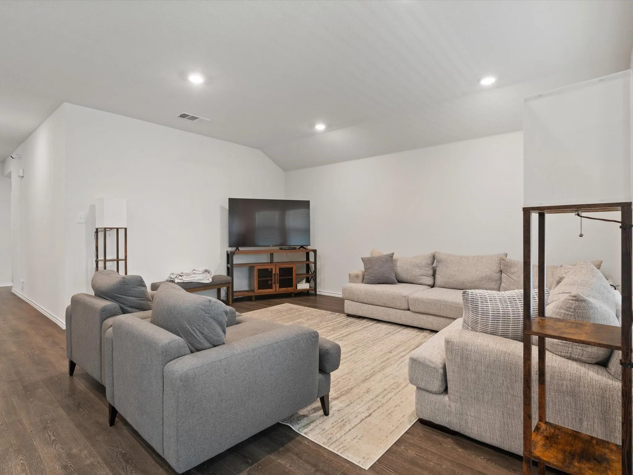 Single Family Residence For Sale in Hunt County , 808 Watermill Road, Royse City, Texas 75189, 4 Bedrooms, 2 Bathrooms, 2 Garage spaces, 1,801 Sqft, built in 2021, Price $270,000, mls#21347475, Real Estate Agent in Royse City, Homes For Sale in Hunt county, Homes For Sale in Royse City, Realtor in Royse City Texas, Real Estate Brokerage Independent Realty Texas, Luminita Cordes Realtor