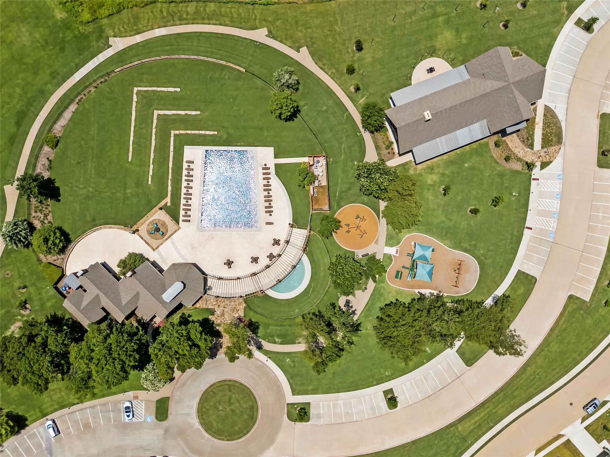 Single Family Residence For Sale in Kaufman County , 1925 Knoxbridge Road, Forney, Texas 75126, 4 Bedroom, 3 Bathroom, 3 Garage spaces, 3,257 Sqft, built in 2015, mls#21347316, Real Estate Agent in Forney, Homes For Sale in Kaufman county, Homes For Sale in Forney, Realtor in Forney Texas, Real Estate Brokerage Independent Realty Texas, Luminita Cordes Realtor