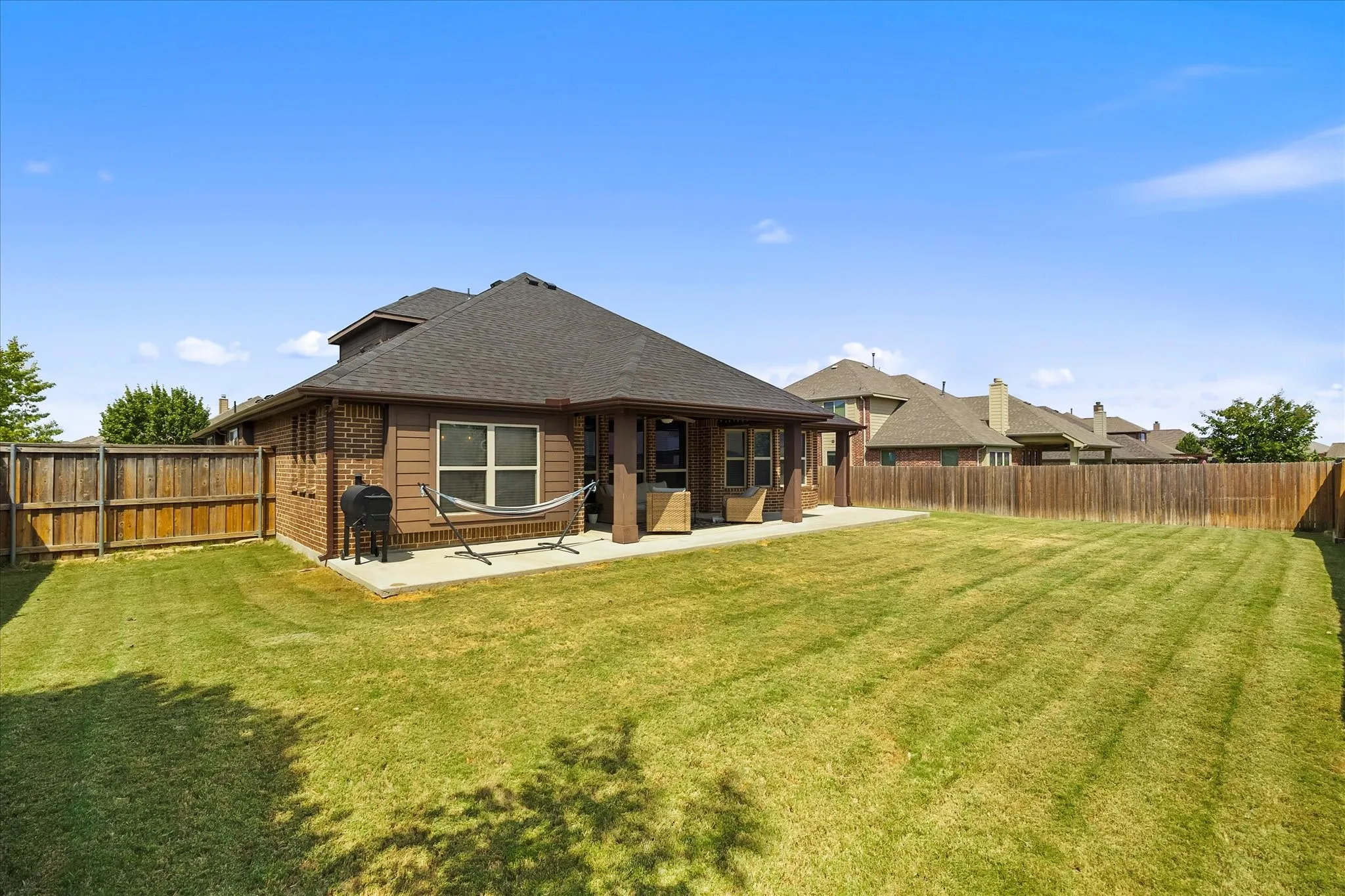 Single Family Residence For Sale in Kaufman County , 1925 Knoxbridge Road, Forney, Texas 75126, 4 Bedroom, 3 Bathroom, 3 Garage spaces, 3,257 Sqft, built in 2015, mls#21347316, Real Estate Agent in Forney, Homes For Sale in Kaufman county, Homes For Sale in Forney, Realtor in Forney Texas, Real Estate Brokerage Independent Realty Texas, Luminita Cordes Realtor