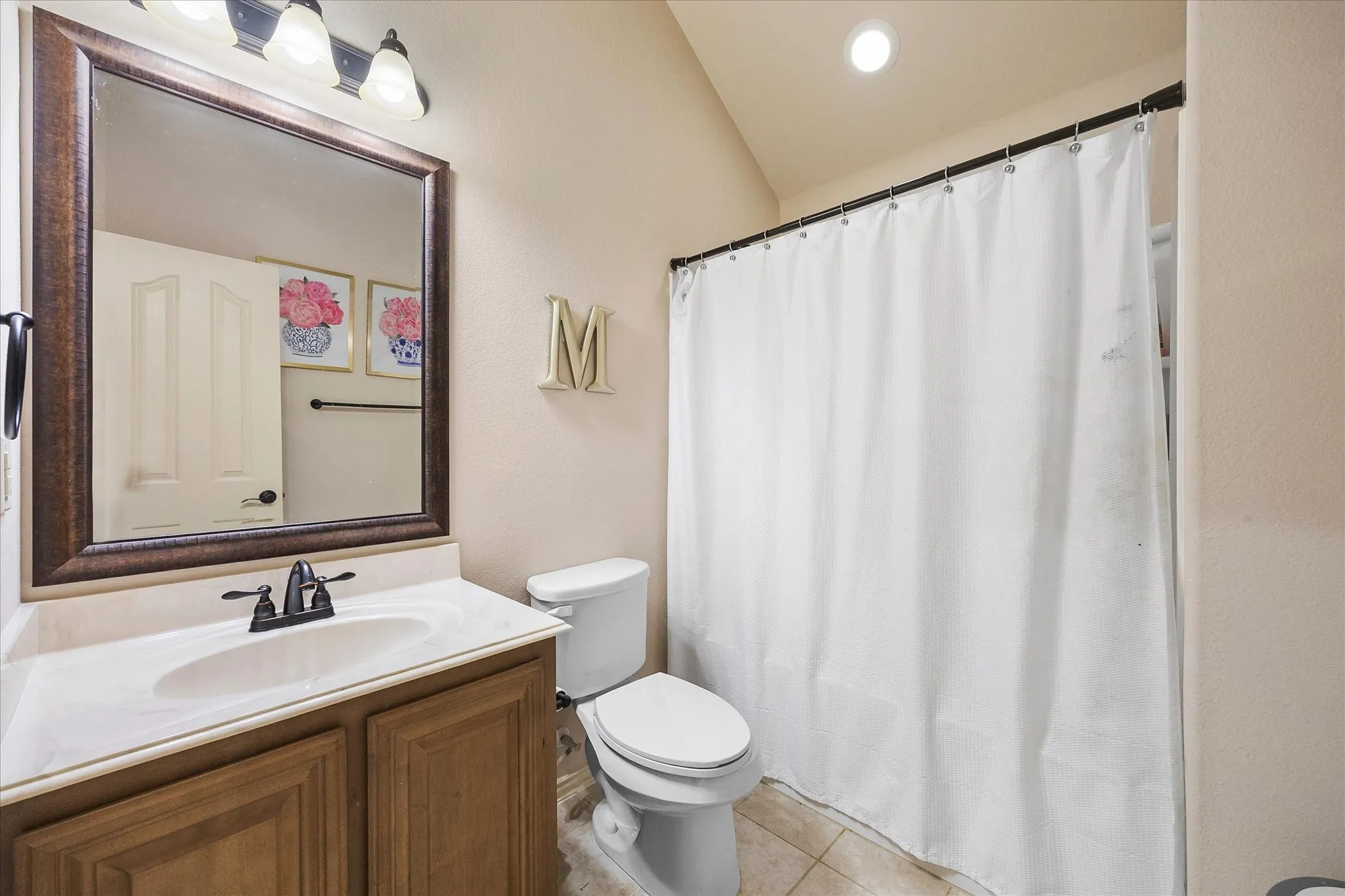 Single Family Residence For Sale in Kaufman County , 1925 Knoxbridge Road, Forney, Texas 75126, 4 Bedroom, 3 Bathroom, 3 Garage spaces, 3,257 Sqft, built in 2015, mls#21347316, Real Estate Agent in Forney, Homes For Sale in Kaufman county, Homes For Sale in Forney, Realtor in Forney Texas, Real Estate Brokerage Independent Realty Texas, Luminita Cordes Realtor