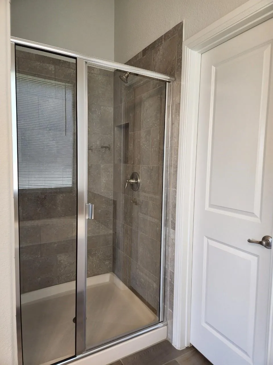 Single Family Residence For Rent in Denton County , 1801 Spinnaker Drive, Denton, Texas 76210, 3 Bedroom, 2 Bathroom, 2 Garage spaces, 1,867 Sqft, built in 2019, mls#21347480, Real Estate Agent in Denton, Homes For Rent in Denton county, Homes For Rent in Denton, Realtor in Denton Texas, Real Estate Brokerage Independent Realty Texas, Luminita Cordes Realtor