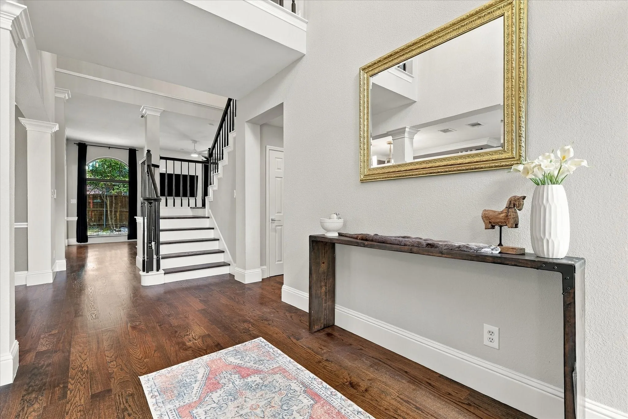Single Family Residence For Sale in Denton County , 2610 Woodside Drive, Highland Village, Texas 75077, 4 Bedroom, 3 Bathroom, 2 Garage spaces, 2,815 Sqft, built in 1991, mls#21347484, Real Estate Agent in Highland Village, Homes For Sale in Denton county, Homes For Sale in Highland Village, Realtor in Highland Village Texas, Real Estate Brokerage Independent Realty Texas, Luminita Cordes Realtor