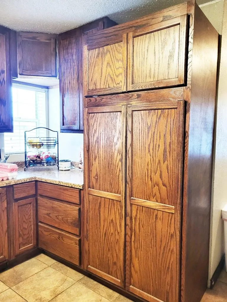 Single Family Residence For Sale in Henderson County , 4446 Fm 607 S, Larue, Texas 75770, 4 Bedrooms, 2 Bathrooms, 2 Garage spaces, 2,260 Sqft, built in 1994, Price $395,000, mls#21347493, Real Estate Agent in Larue, Homes For Sale in Henderson county, Homes For Sale in Larue, Realtor in Larue Texas, Real Estate Brokerage Independent Realty Texas, Luminita Cordes Realtor