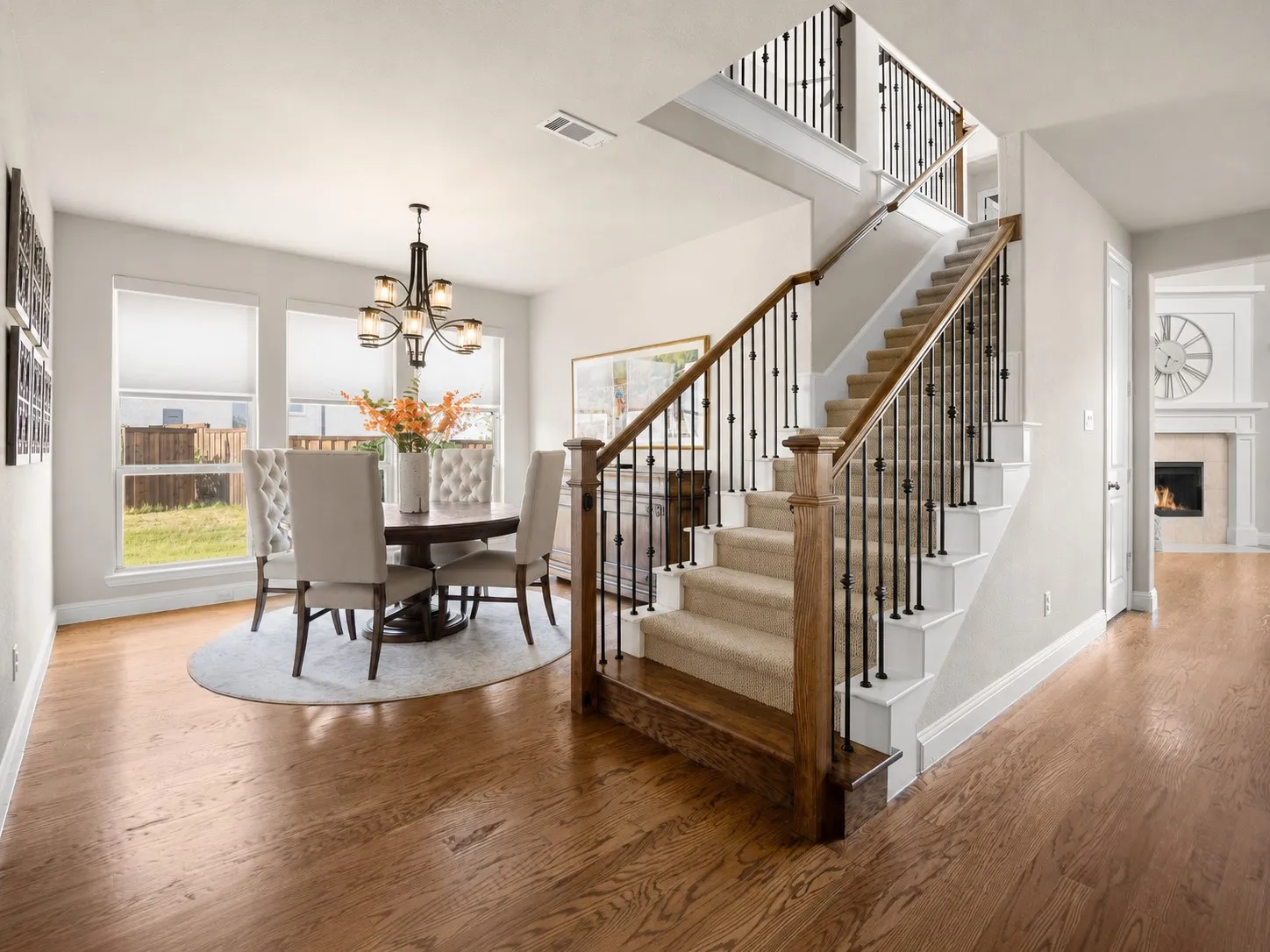 Single Family Residence For Sale in Denton County , 4544 Oriel Lane, Carrollton, Texas 75010, 3 Bedroom, 4 Bathroom, 2 Garage spaces, 3,005 Sqft, built in 2018, mls#21343441, Real Estate Agent in Carrollton, Homes For Sale in Denton county, Homes For Sale in Carrollton, Realtor in Carrollton Texas, Real Estate Brokerage Independent Realty Texas, Luminita Cordes Realtor