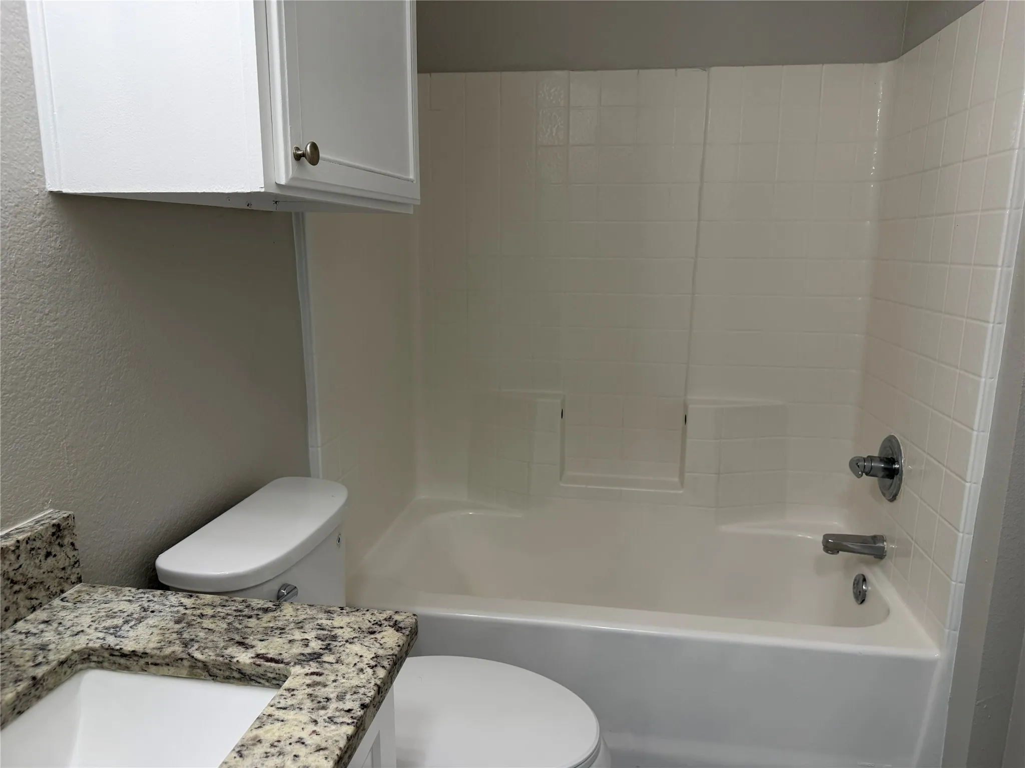 Single Family Residence For Rent in Dallas County , 12905 Kleberg Road, Dallas, Texas 75253, 3 Bedroom, 2 Bathroom, 2 Garage spaces, 1,268 Sqft, built in 2004, mls#21347510, Real Estate Agent in Dallas, Homes For Rent in Dallas county, Homes For Rent in Dallas, Realtor in Dallas Texas, Real Estate Brokerage Independent Realty Texas, Luminita Cordes Realtor