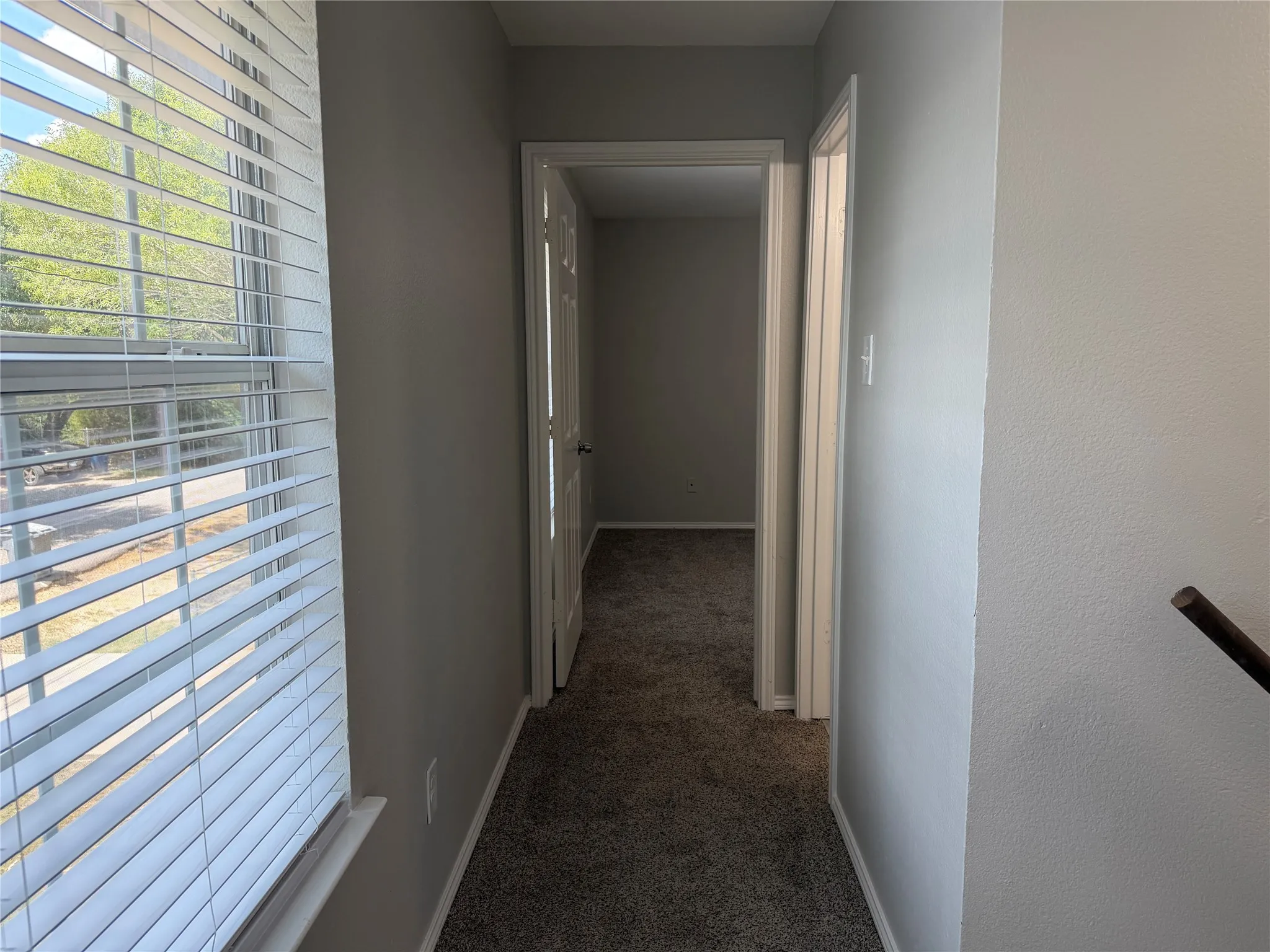 Single Family Residence For Rent in Dallas County , 12905 Kleberg Road, Dallas, Texas 75253, 3 Bedroom, 2 Bathroom, 2 Garage spaces, 1,268 Sqft, built in 2004, mls#21347510, Real Estate Agent in Dallas, Homes For Rent in Dallas county, Homes For Rent in Dallas, Realtor in Dallas Texas, Real Estate Brokerage Independent Realty Texas, Luminita Cordes Realtor