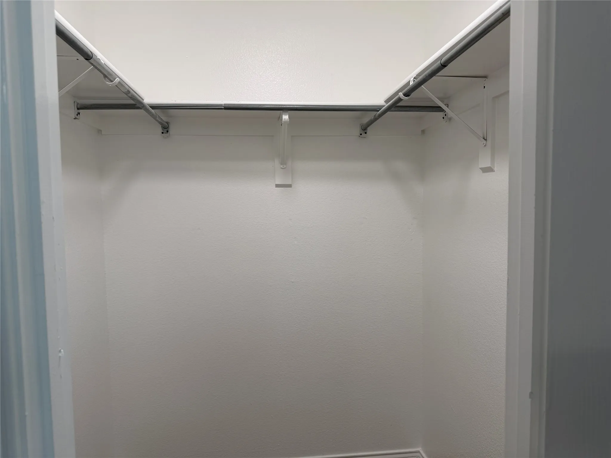 Single Family Residence For Rent in Dallas County , 12905 Kleberg Road, Dallas, Texas 75253, 3 Bedroom, 2 Bathroom, 2 Garage spaces, 1,268 Sqft, built in 2004, mls#21347510, Real Estate Agent in Dallas, Homes For Rent in Dallas county, Homes For Rent in Dallas, Realtor in Dallas Texas, Real Estate Brokerage Independent Realty Texas, Luminita Cordes Realtor