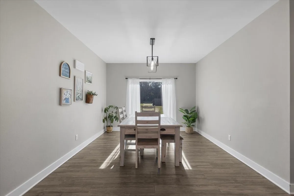 Single Family Residence For Sale in Cherokee County , 13393 N FM 768, Jacksonville, Texas 75766, 3 Bedroom, 3 Bathroom, 2 Garage spaces, 2,285 Sqft, built in 2023, mls#21344619, Real Estate Agent in Jacksonville, Homes For Sale in Cherokee county, Homes For Sale in Jacksonville, Realtor in Jacksonville Texas, Real Estate Brokerage Independent Realty Texas, Luminita Cordes Realtor