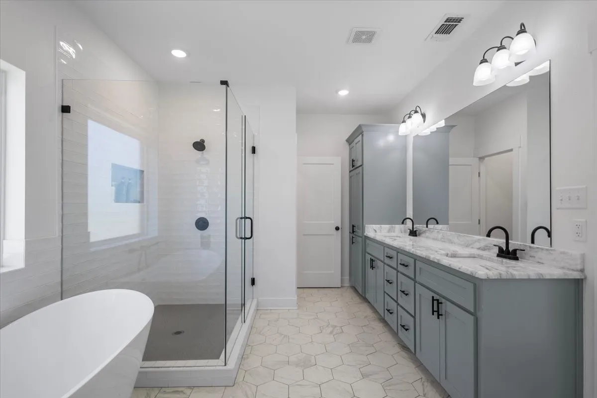Single Family Residence For Sale in Cherokee County , 13393 N FM 768, Jacksonville, Texas 75766, 3 Bedroom, 3 Bathroom, 2 Garage spaces, 2,285 Sqft, built in 2023, mls#21344619, Real Estate Agent in Jacksonville, Homes For Sale in Cherokee county, Homes For Sale in Jacksonville, Realtor in Jacksonville Texas, Real Estate Brokerage Independent Realty Texas, Luminita Cordes Realtor