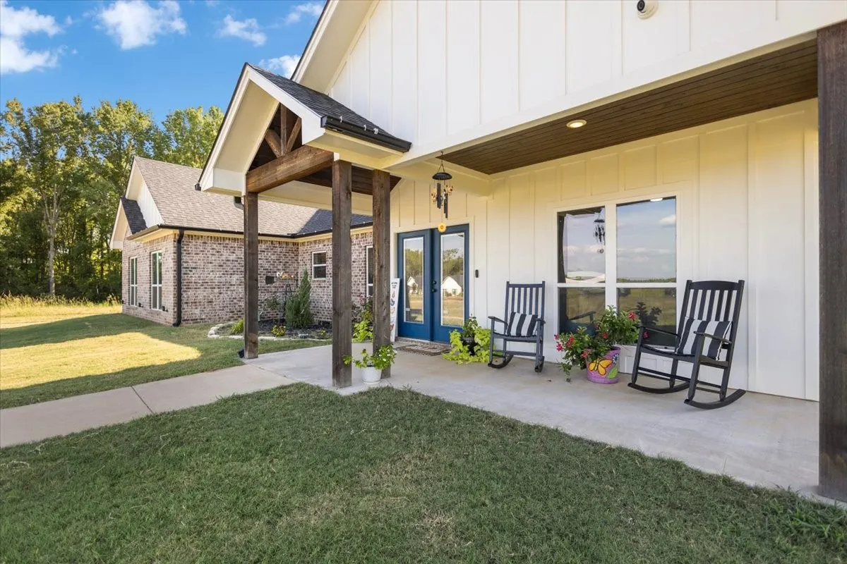 Single Family Residence For Sale in Cherokee County , 13393 N FM 768, Jacksonville, Texas 75766, 3 Bedroom, 3 Bathroom, 2 Garage spaces, 2,285 Sqft, built in 2023, mls#21344619, Real Estate Agent in Jacksonville, Homes For Sale in Cherokee county, Homes For Sale in Jacksonville, Realtor in Jacksonville Texas, Real Estate Brokerage Independent Realty Texas, Luminita Cordes Realtor