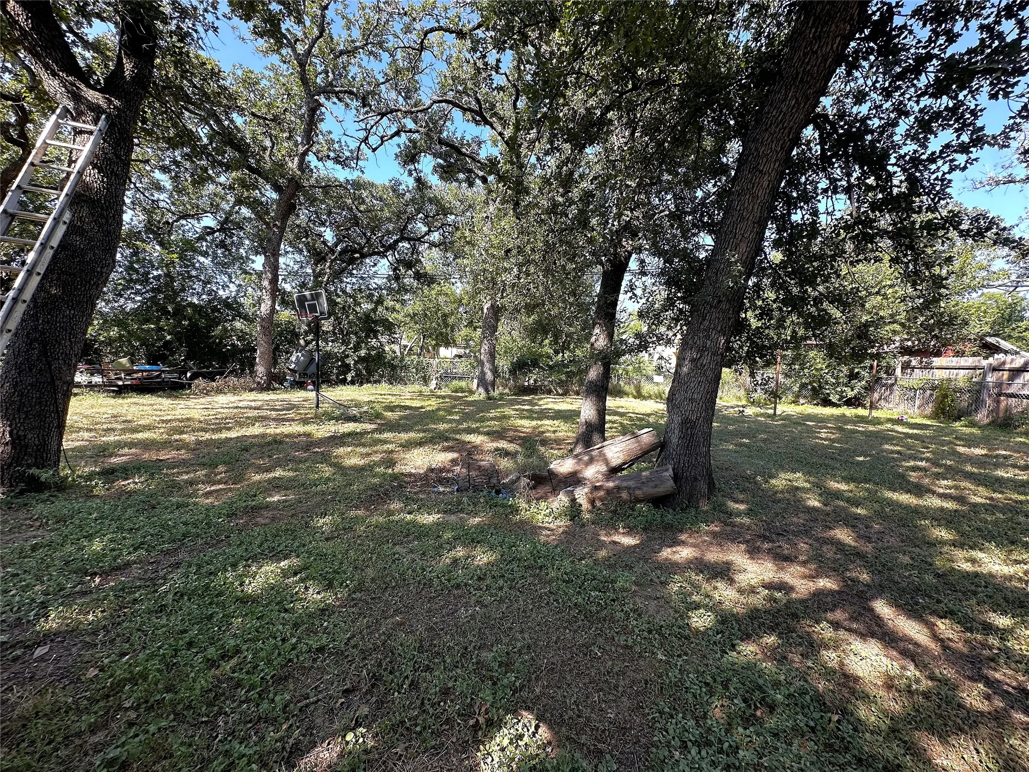 Single Family Residence For Sale in Brown County , 1809 12th Street, Brownwood, Texas 76801, 4 Bedrooms, 2 Bathrooms, Garage spaces, 2,373 Sqft, built in 0, Price $197,500, mls#21336455, Real Estate Agent in Brownwood, Homes For Sale in Brown county, Homes For Sale in Brownwood, Realtor in Brownwood Texas, Real Estate Brokerage Independent Realty Texas, Luminita Cordes Realtor