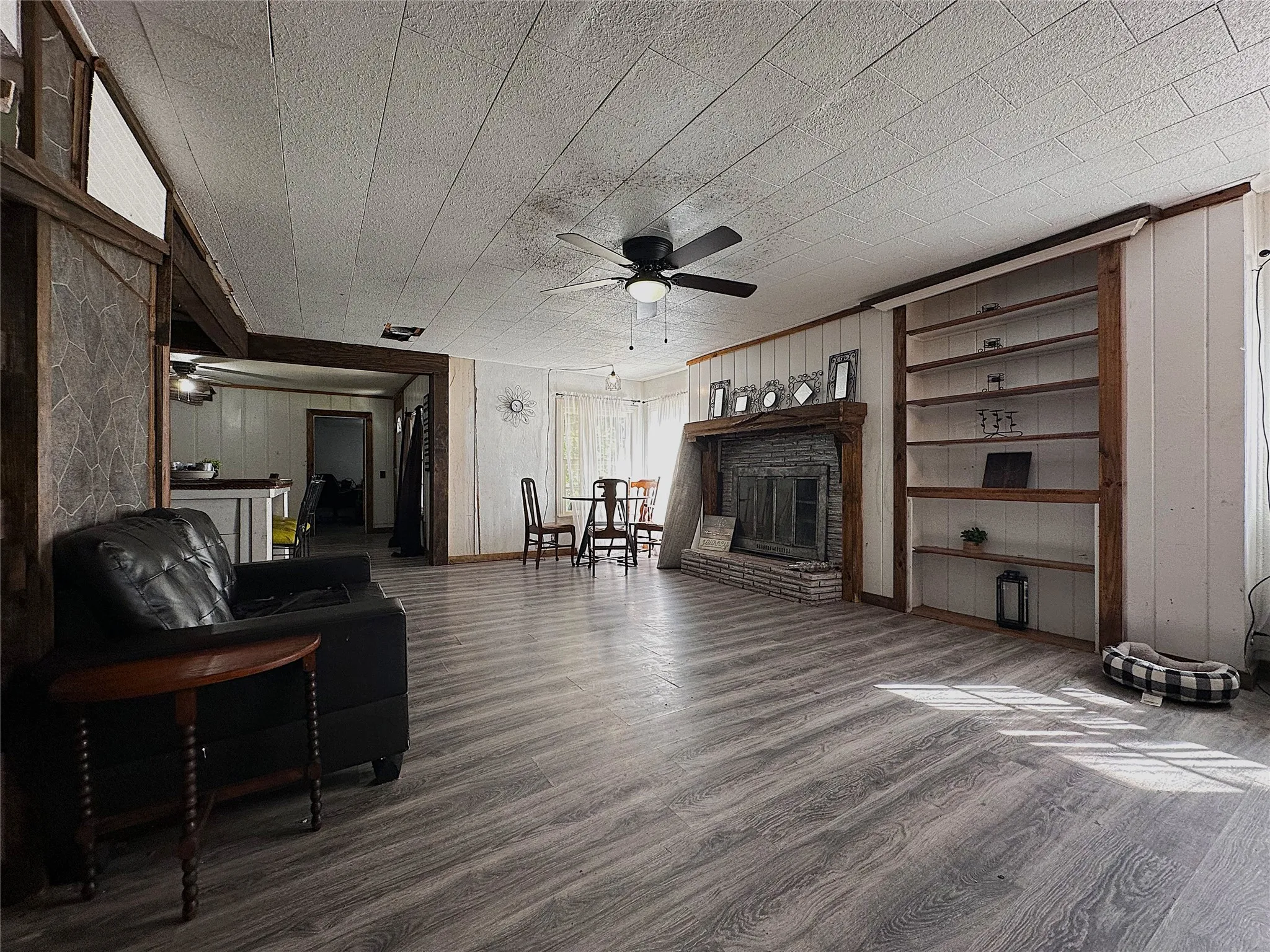 Single Family Residence For Sale in Brown County , 1809 12th Street, Brownwood, Texas 76801, 4 Bedrooms, 2 Bathrooms, Garage spaces, 2,373 Sqft, built in 0, Price $197,500, mls#21336455, Real Estate Agent in Brownwood, Homes For Sale in Brown county, Homes For Sale in Brownwood, Realtor in Brownwood Texas, Real Estate Brokerage Independent Realty Texas, Luminita Cordes Realtor