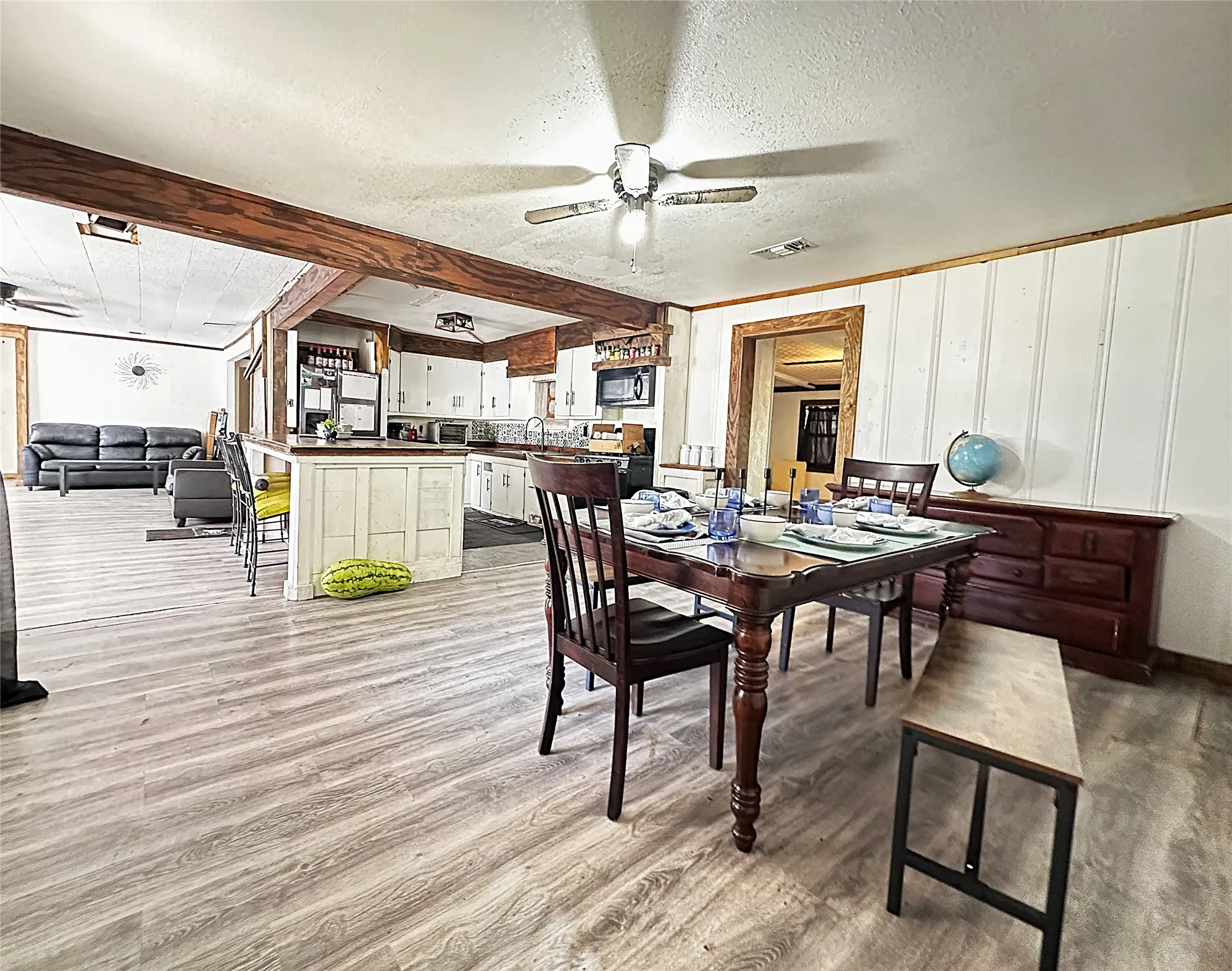 Single Family Residence For Sale in Brown County , 1809 12th Street, Brownwood, Texas 76801, 4 Bedrooms, 2 Bathrooms, Garage spaces, 2,373 Sqft, built in 0, Price $197,500, mls#21336455, Real Estate Agent in Brownwood, Homes For Sale in Brown county, Homes For Sale in Brownwood, Realtor in Brownwood Texas, Real Estate Brokerage Independent Realty Texas, Luminita Cordes Realtor