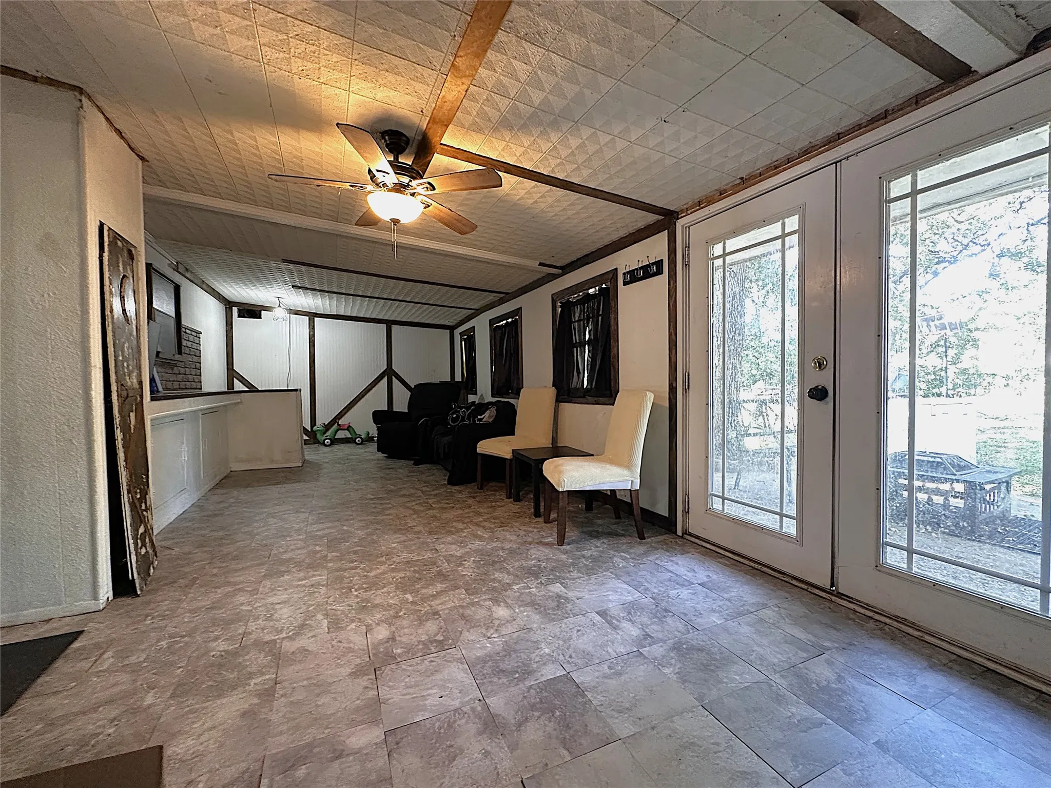 Single Family Residence For Sale in Brown County , 1809 12th Street, Brownwood, Texas 76801, 4 Bedrooms, 2 Bathrooms, Garage spaces, 2,373 Sqft, built in 0, Price $197,500, mls#21336455, Real Estate Agent in Brownwood, Homes For Sale in Brown county, Homes For Sale in Brownwood, Realtor in Brownwood Texas, Real Estate Brokerage Independent Realty Texas, Luminita Cordes Realtor
