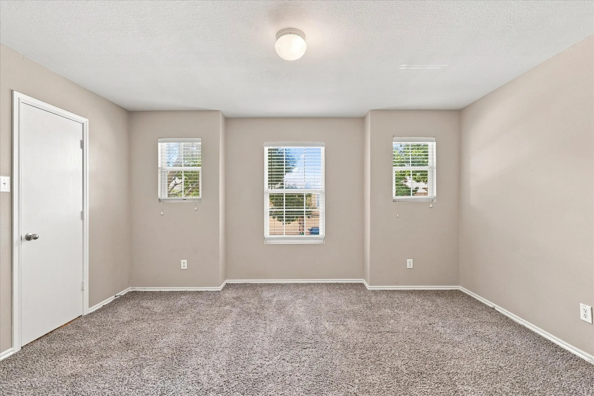 Upstairs Bedroom 2