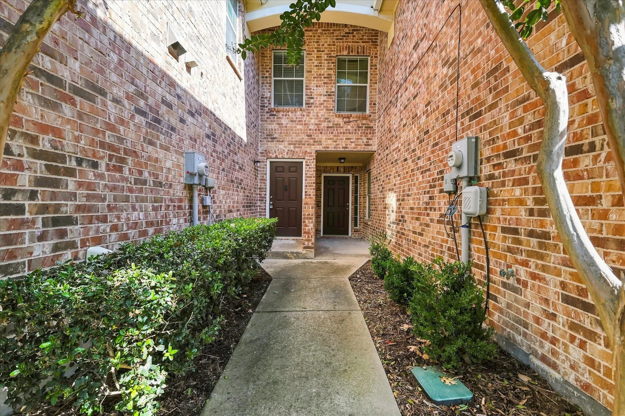Townhouse For Sale in Collin County , 9878 Wake Bridge Drive, Frisco, Texas 75035, 3 Bedroom, 3 Bathroom, 2 Garage spaces, 1,769 Sqft, built in 2005, mls#21346050, Real Estate Agent in Frisco, Homes For Sale in Collin county, Homes For Sale in Frisco, Realtor in Frisco Texas, Real Estate Brokerage Independent Realty Texas, Luminita Cordes Realtor