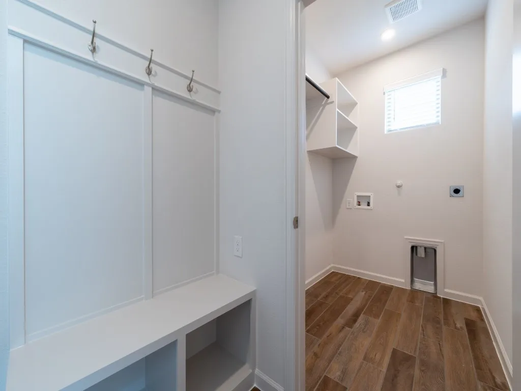Single Family Residence For Rent in Denton County , 9316 Paintbrush Drive, Little Elm, Texas 75068, 4 Bedroom, 3 Bathroom, 2 Garage spaces, 1,736 Sqft, built in 2025, mls#21347519, Real Estate Agent in Little Elm, Homes For Rent in Denton county, Homes For Rent in Little Elm, Realtor in Little Elm Texas, Real Estate Brokerage Independent Realty Texas, Luminita Cordes Realtor