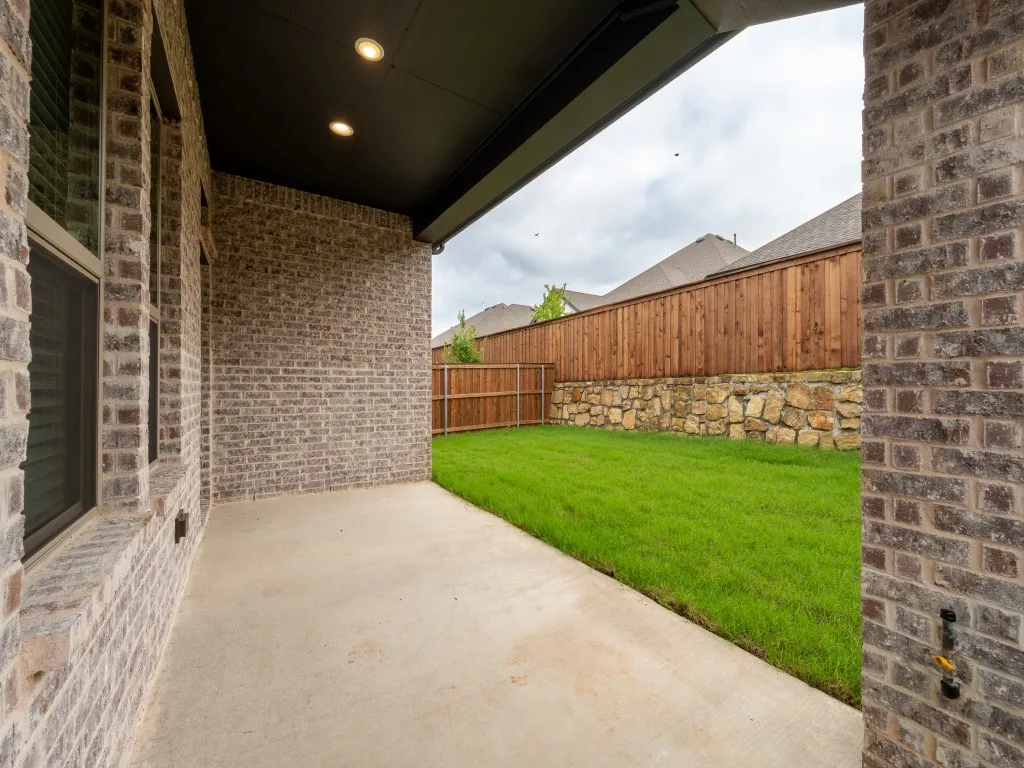 Single Family Residence For Rent in Denton County , 9316 Paintbrush Drive, Little Elm, Texas 75068, 4 Bedroom, 3 Bathroom, 2 Garage spaces, 1,736 Sqft, built in 2025, mls#21347519, Real Estate Agent in Little Elm, Homes For Rent in Denton county, Homes For Rent in Little Elm, Realtor in Little Elm Texas, Real Estate Brokerage Independent Realty Texas, Luminita Cordes Realtor