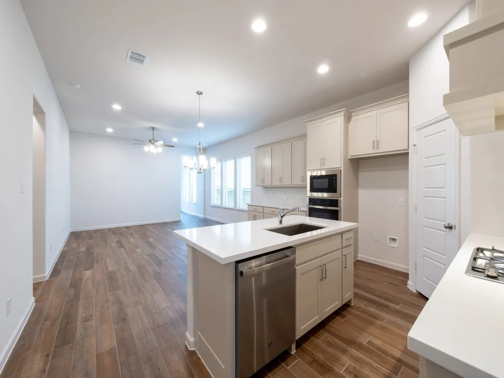 Single Family Residence For Rent in Denton County , 9316 Paintbrush Drive, Little Elm, Texas 75068, 4 Bedroom, 3 Bathroom, 2 Garage spaces, 1,736 Sqft, built in 2025, mls#21347519, Real Estate Agent in Little Elm, Homes For Rent in Denton county, Homes For Rent in Little Elm, Realtor in Little Elm Texas, Real Estate Brokerage Independent Realty Texas, Luminita Cordes Realtor