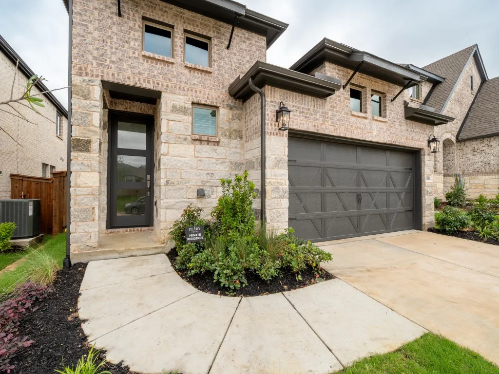Single Family Residence For Rent in Denton County , 9316 Paintbrush Drive, Little Elm, Texas 75068, 4 Bedroom, 3 Bathroom, 2 Garage spaces, 1,736 Sqft, built in 2025, mls#21347519, Real Estate Agent in Little Elm, Homes For Rent in Denton county, Homes For Rent in Little Elm, Realtor in Little Elm Texas, Real Estate Brokerage Independent Realty Texas, Luminita Cordes Realtor