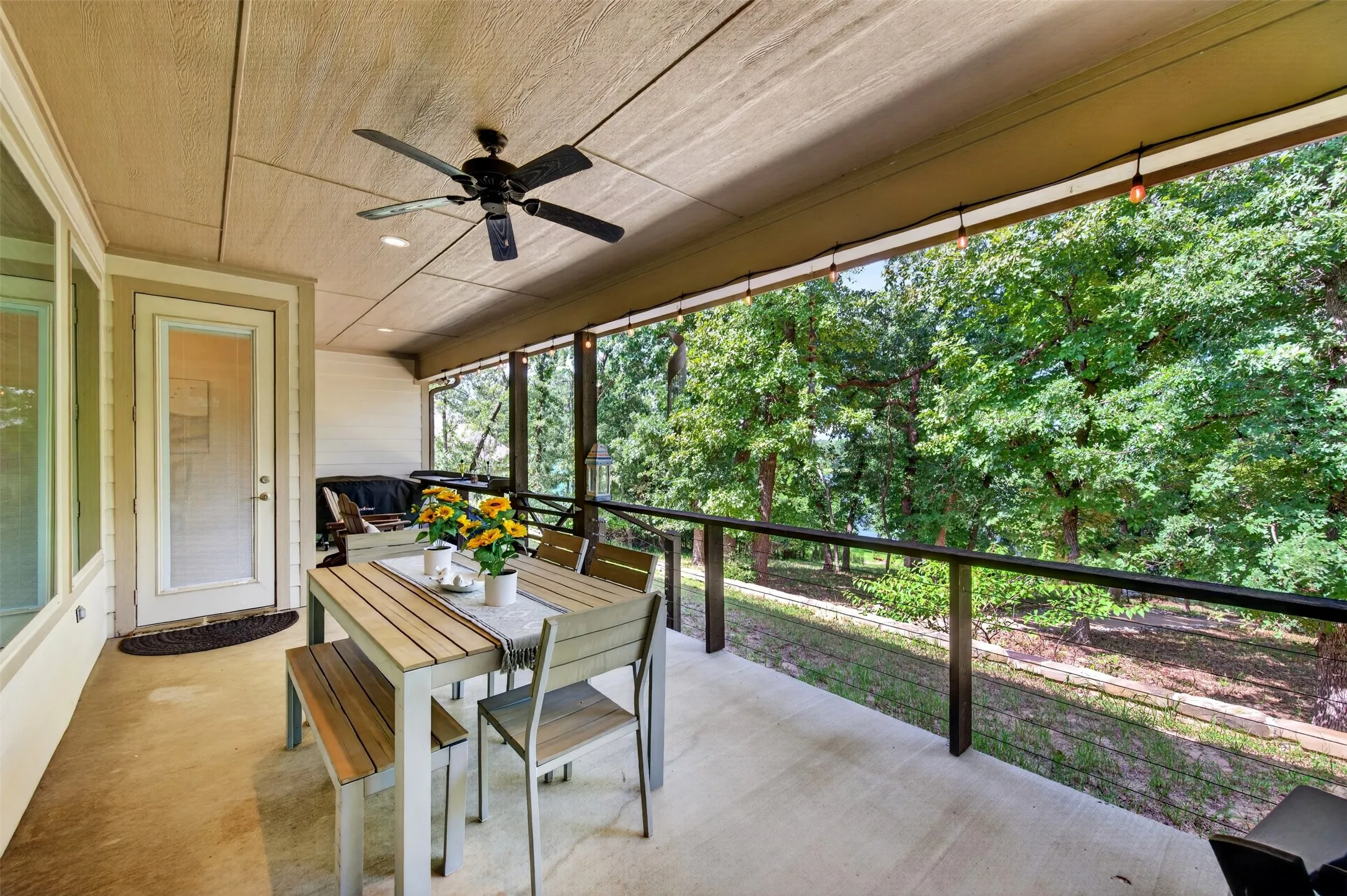 Single Family Residence For Sale in Henderson County , 9236 Safari Bluff, Larue, Texas 75770, 4 Bedroom, 3 Bathroom, 2 Garage spaces, 2,201 Sqft, built in 2019, mls#21344706, Real Estate Agent in Larue, Homes For Sale in Henderson county, Homes For Sale in Larue, Realtor in Larue Texas, Real Estate Brokerage Independent Realty Texas, Luminita Cordes Realtor