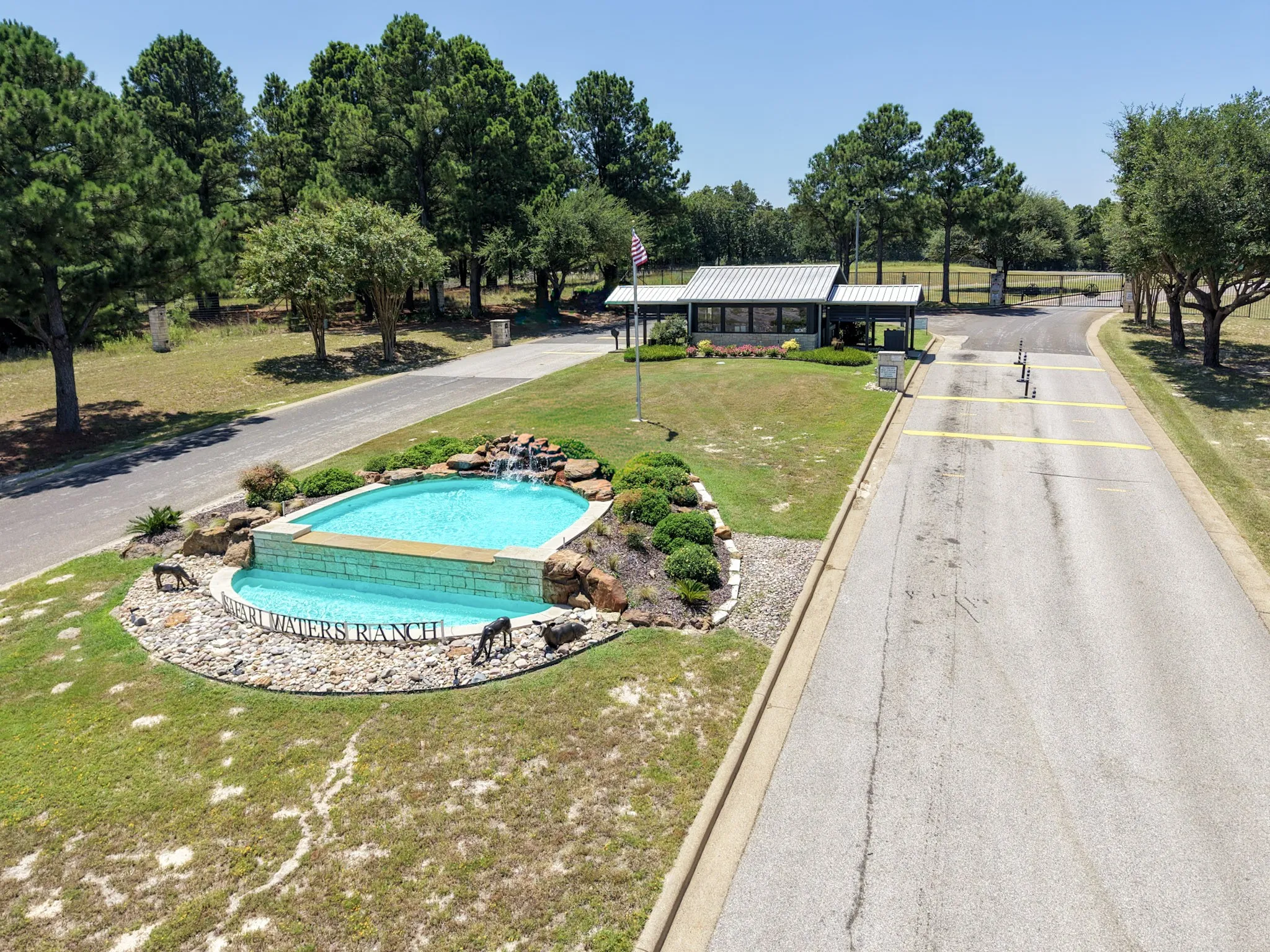 Welcome to Safari Waters Ranch!