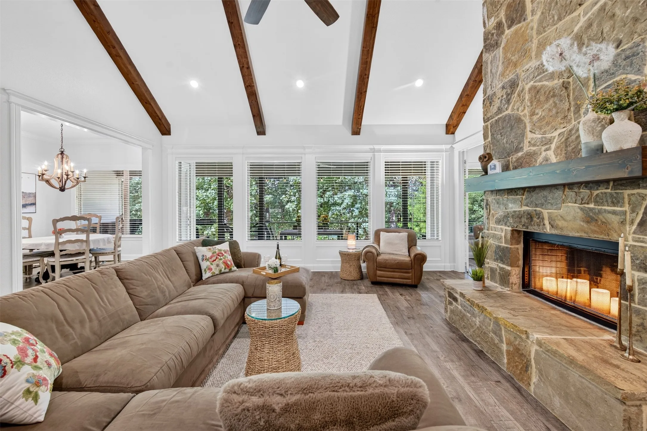 Single Family Residence For Sale in Henderson County , 9236 Safari Bluff, Larue, Texas 75770, 4 Bedroom, 3 Bathroom, 2 Garage spaces, 2,201 Sqft, built in 2019, mls#21344706, Real Estate Agent in Larue, Homes For Sale in Henderson county, Homes For Sale in Larue, Realtor in Larue Texas, Real Estate Brokerage Independent Realty Texas, Luminita Cordes Realtor