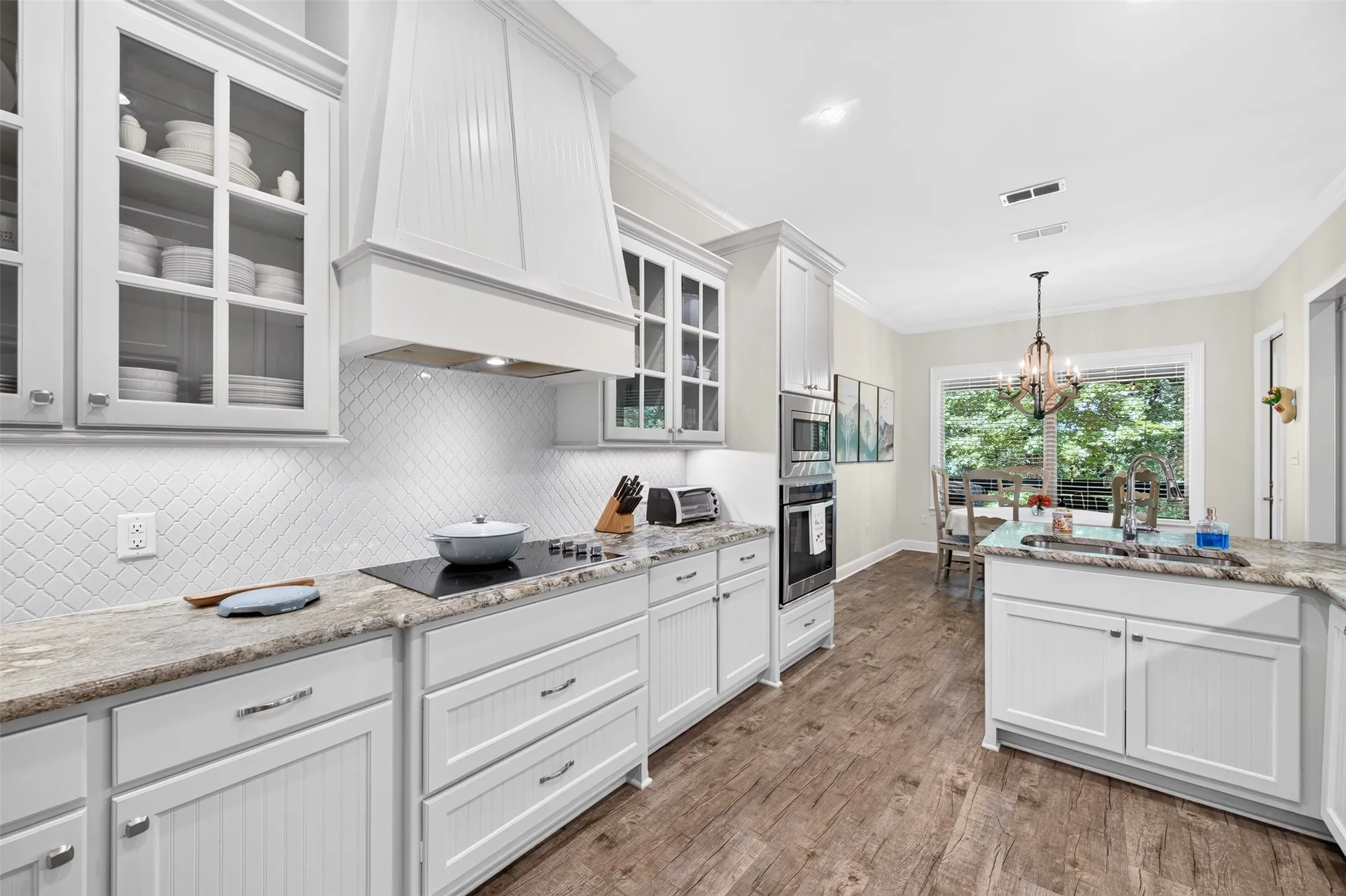 Single Family Residence For Sale in Henderson County , 9236 Safari Bluff, Larue, Texas 75770, 4 Bedroom, 3 Bathroom, 2 Garage spaces, 2,201 Sqft, built in 2019, mls#21344706, Real Estate Agent in Larue, Homes For Sale in Henderson county, Homes For Sale in Larue, Realtor in Larue Texas, Real Estate Brokerage Independent Realty Texas, Luminita Cordes Realtor
