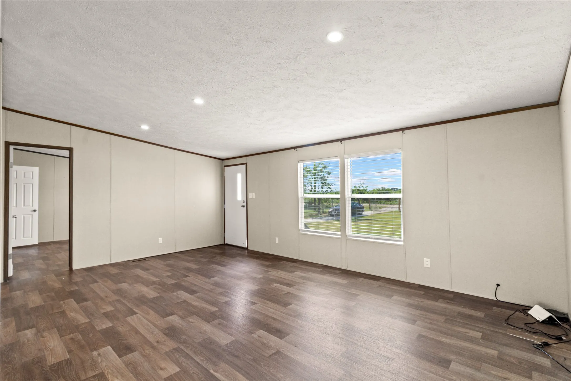 Manufactured Home For Sale in Navarro County , 2347 NE County Road 2070, Powell, Texas 75153, 3 Bedroom, 2 Bathroom, Garage spaces, 1,344 Sqft, built in 2024, mls#21347474, Real Estate Agent in Powell, Homes For Sale in Navarro county, Homes For Sale in Powell, Realtor in Powell Texas, Real Estate Brokerage Independent Realty Texas, Luminita Cordes Realtor