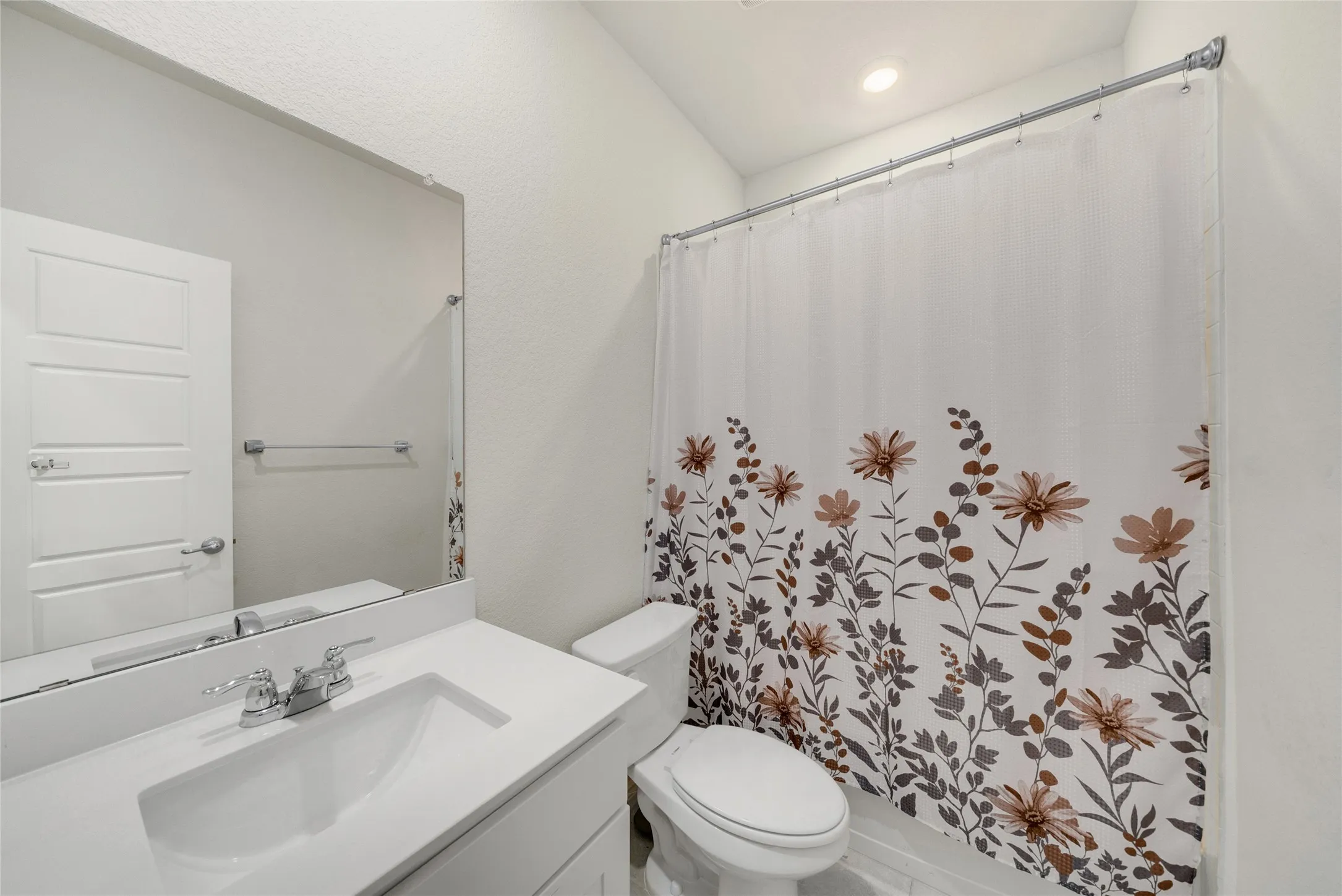Single Family Residence For Rent in Collin County , 1117 Goldfinch Drive, Celina, Texas 75009, 4 Bedroom, 3 Bathroom, 2 Garage spaces, 2,939 Sqft, built in 2021, mls#21346930, Real Estate Agent in Celina, Homes For Rent in Collin county, Homes For Rent in Celina, Realtor in Celina Texas, Real Estate Brokerage Independent Realty Texas, Luminita Cordes Realtor