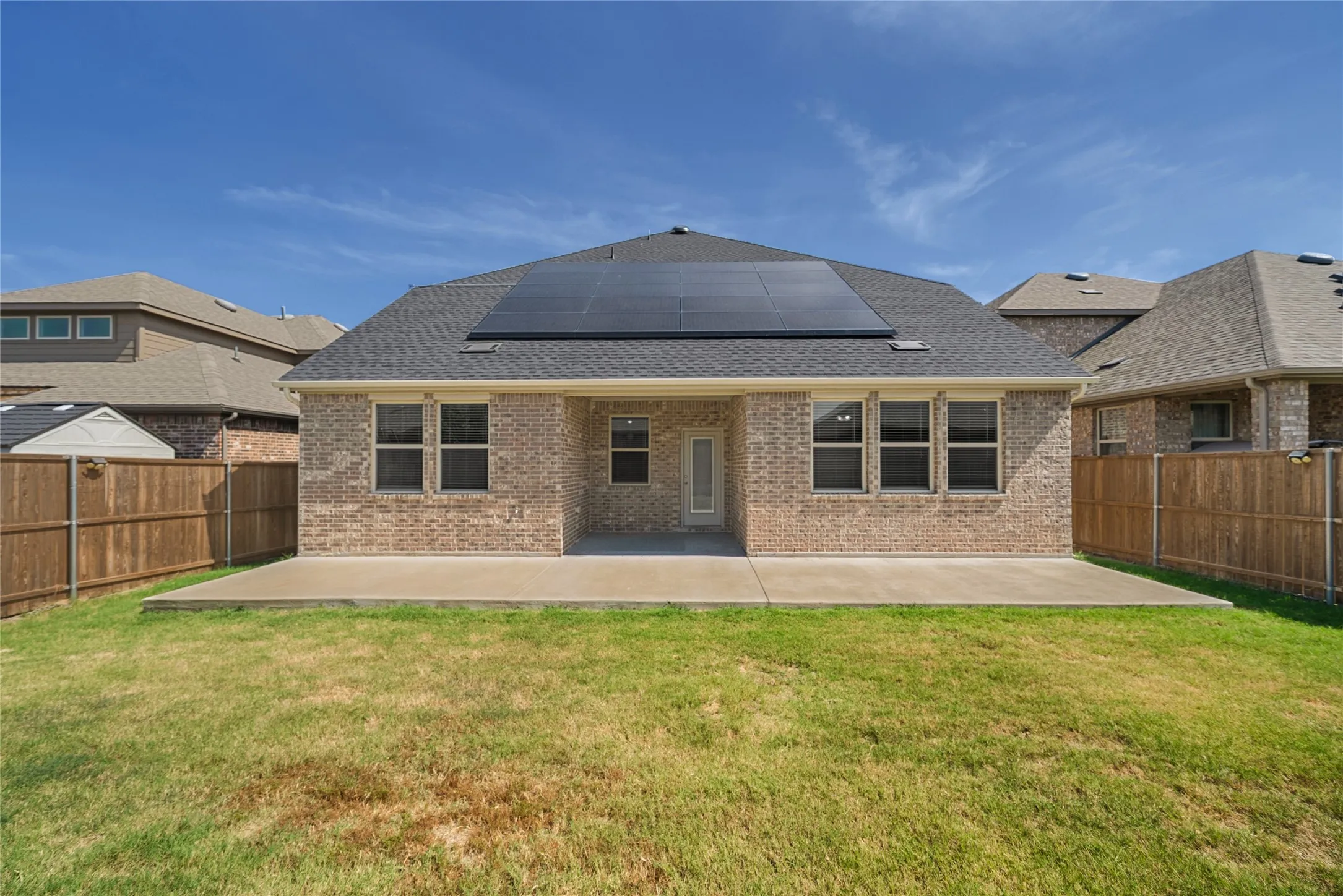 Single Family Residence For Rent in Collin County , 1117 Goldfinch Drive, Celina, Texas 75009, 4 Bedroom, 3 Bathroom, 2 Garage spaces, 2,939 Sqft, built in 2021, mls#21346930, Real Estate Agent in Celina, Homes For Rent in Collin county, Homes For Rent in Celina, Realtor in Celina Texas, Real Estate Brokerage Independent Realty Texas, Luminita Cordes Realtor