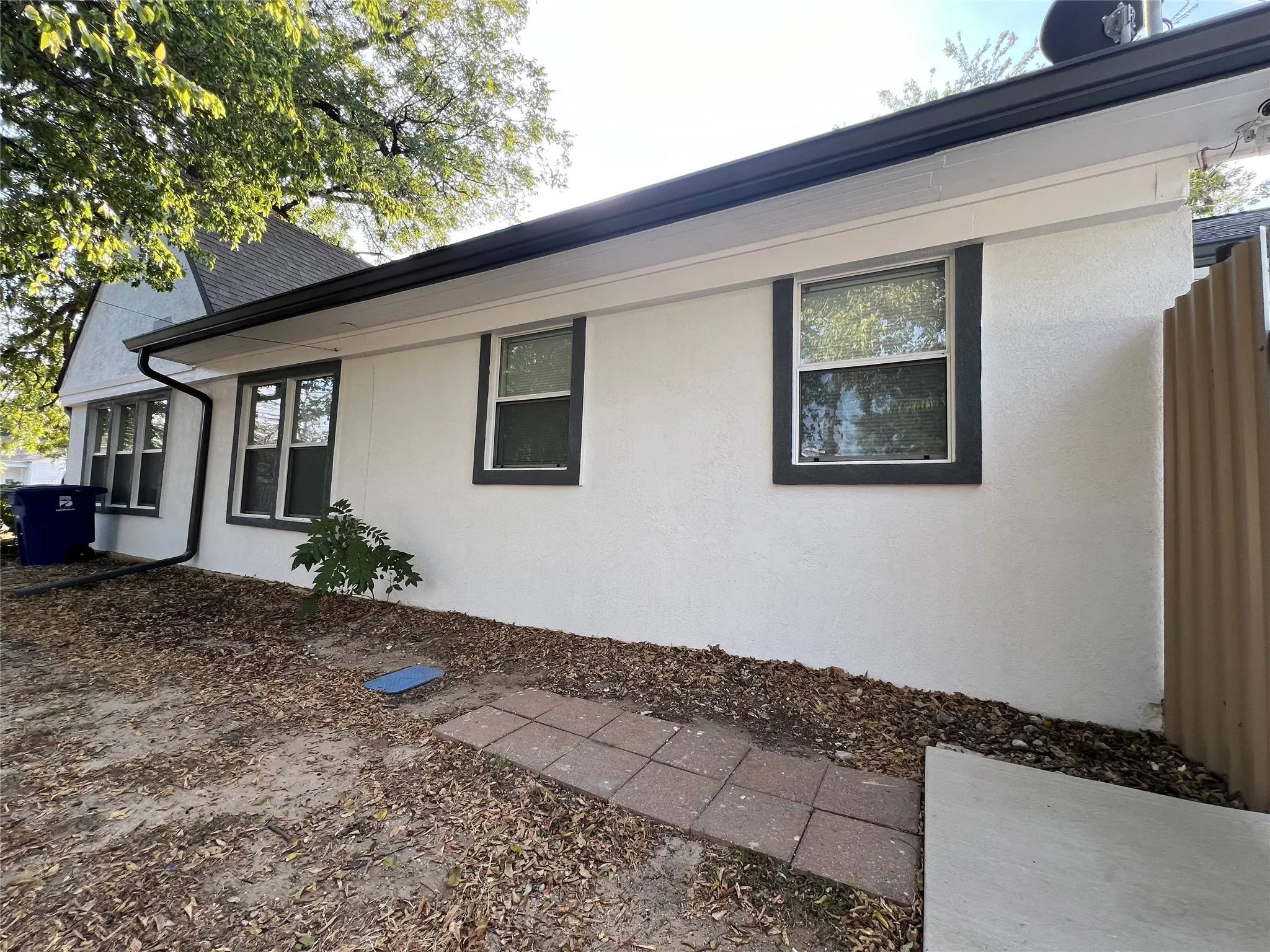 Single Family Residence For Sale in Brown County , 2501 Austin Avenue, Brownwood, Texas 76801, 3 Bedroom, 2 Bathroom, 1 Garage spaces, 1,950 Sqft, built in 0, mls#21347407, Real Estate Agent in Brownwood, Homes For Sale in Brown county, Homes For Sale in Brownwood, Realtor in Brownwood Texas, Real Estate Brokerage Independent Realty Texas, Luminita Cordes Realtor
