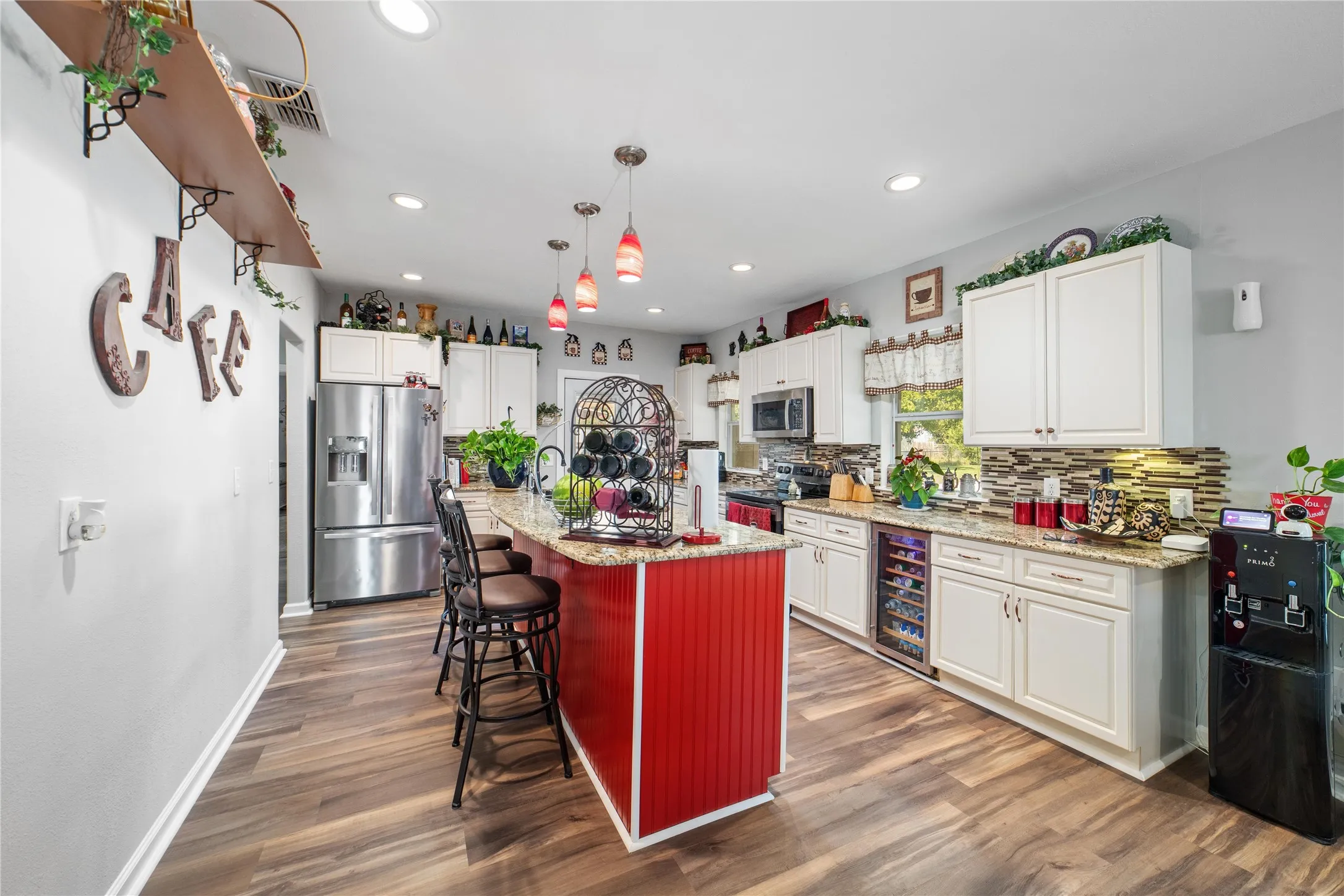 Single Family Residence For Sale in Brown County , 2501 Austin Avenue, Brownwood, Texas 76801, 3 Bedroom, 2 Bathroom, 1 Garage spaces, 1,950 Sqft, built in 0, mls#21347407, Real Estate Agent in Brownwood, Homes For Sale in Brown county, Homes For Sale in Brownwood, Realtor in Brownwood Texas, Real Estate Brokerage Independent Realty Texas, Luminita Cordes Realtor