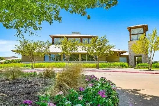 Single Family Residence For Sale in Denton County , 1520 Grapevine Ridge, Prosper, Texas 75078, 4 Bedroom, 4 Bathroom, 2 Garage spaces, 3,450 Sqft, built in 2017, mls#21347536, Real Estate Agent in Prosper, Homes For Sale in Denton county, Homes For Sale in Prosper, Realtor in Prosper Texas, Real Estate Brokerage Independent Realty Texas, Luminita Cordes Realtor
