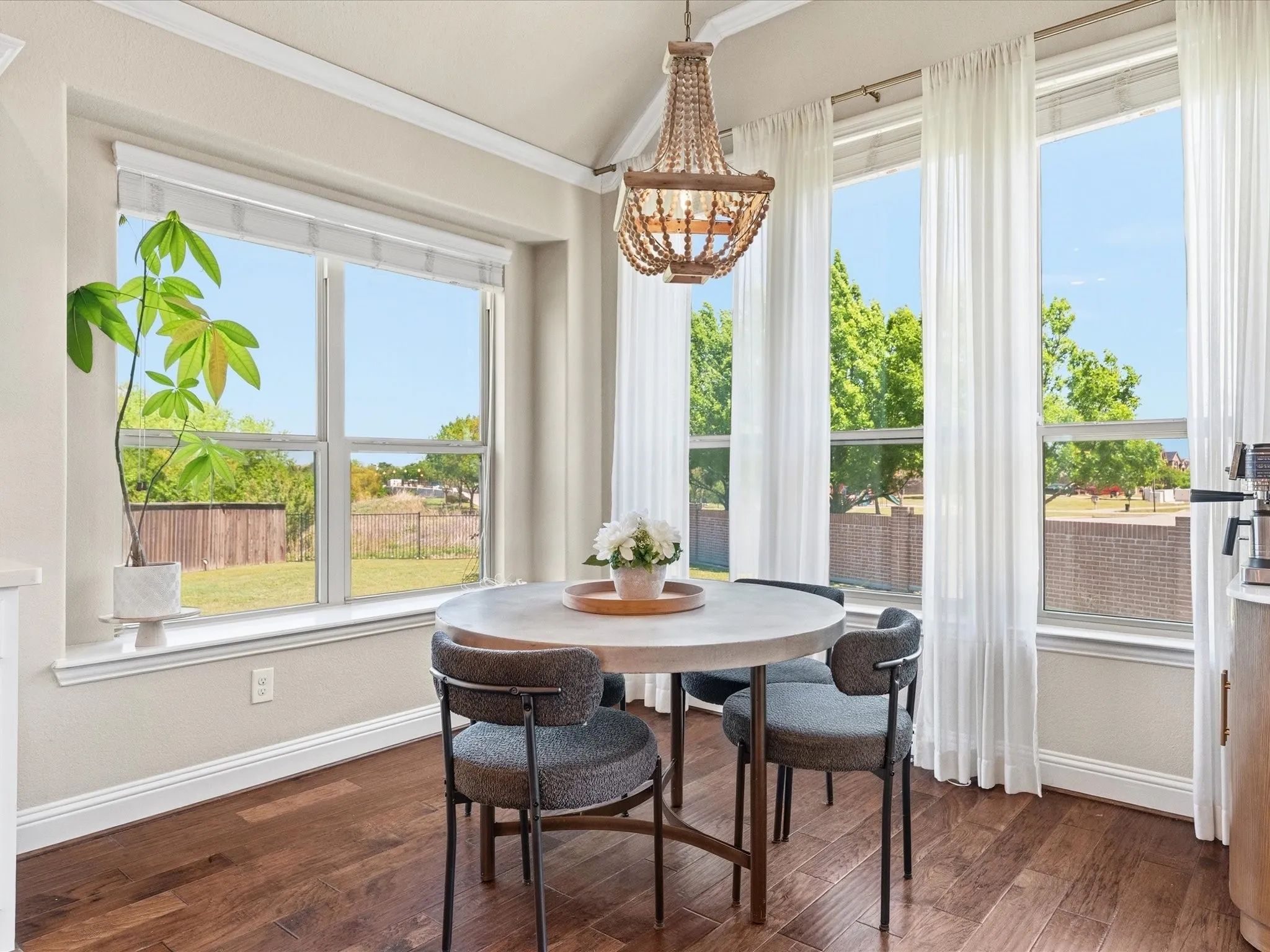 Single Family Residence For Sale in Denton County , 1520 Grapevine Ridge, Prosper, Texas 75078, 4 Bedroom, 4 Bathroom, 2 Garage spaces, 3,450 Sqft, built in 2017, mls#21347536, Real Estate Agent in Prosper, Homes For Sale in Denton county, Homes For Sale in Prosper, Realtor in Prosper Texas, Real Estate Brokerage Independent Realty Texas, Luminita Cordes Realtor